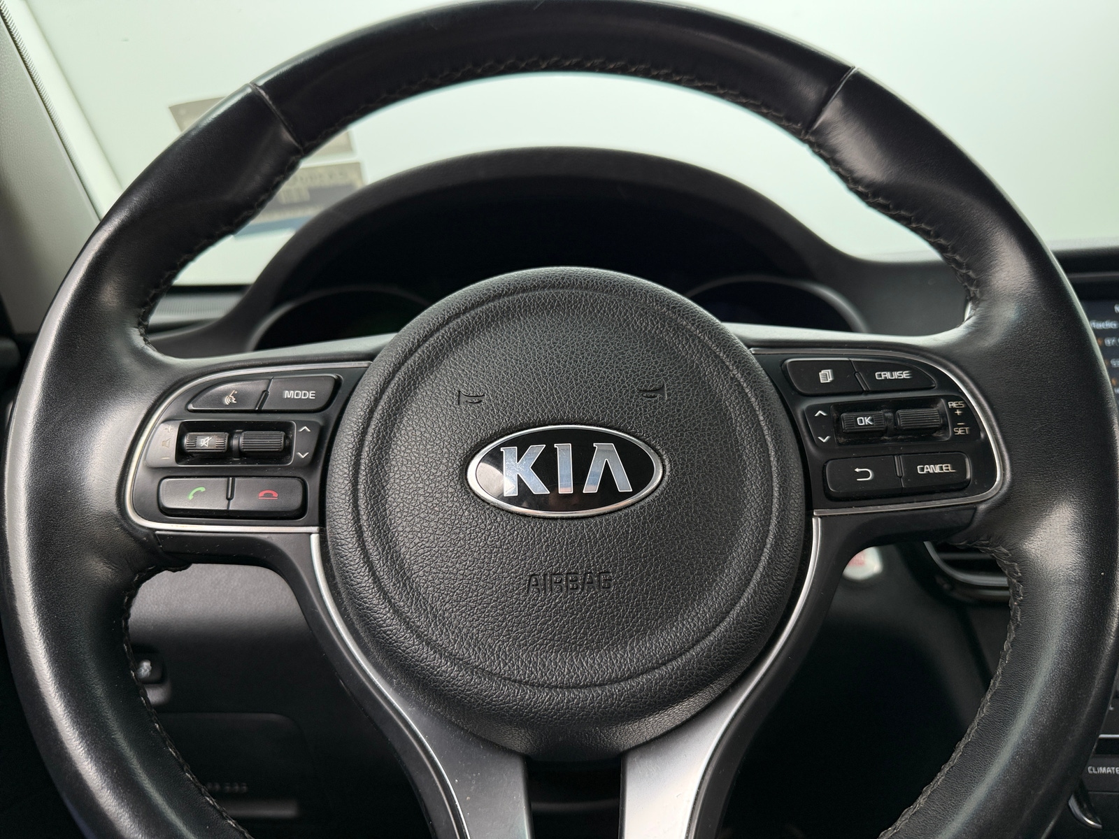 Thumbnail: 2017 Kia Optima - 5