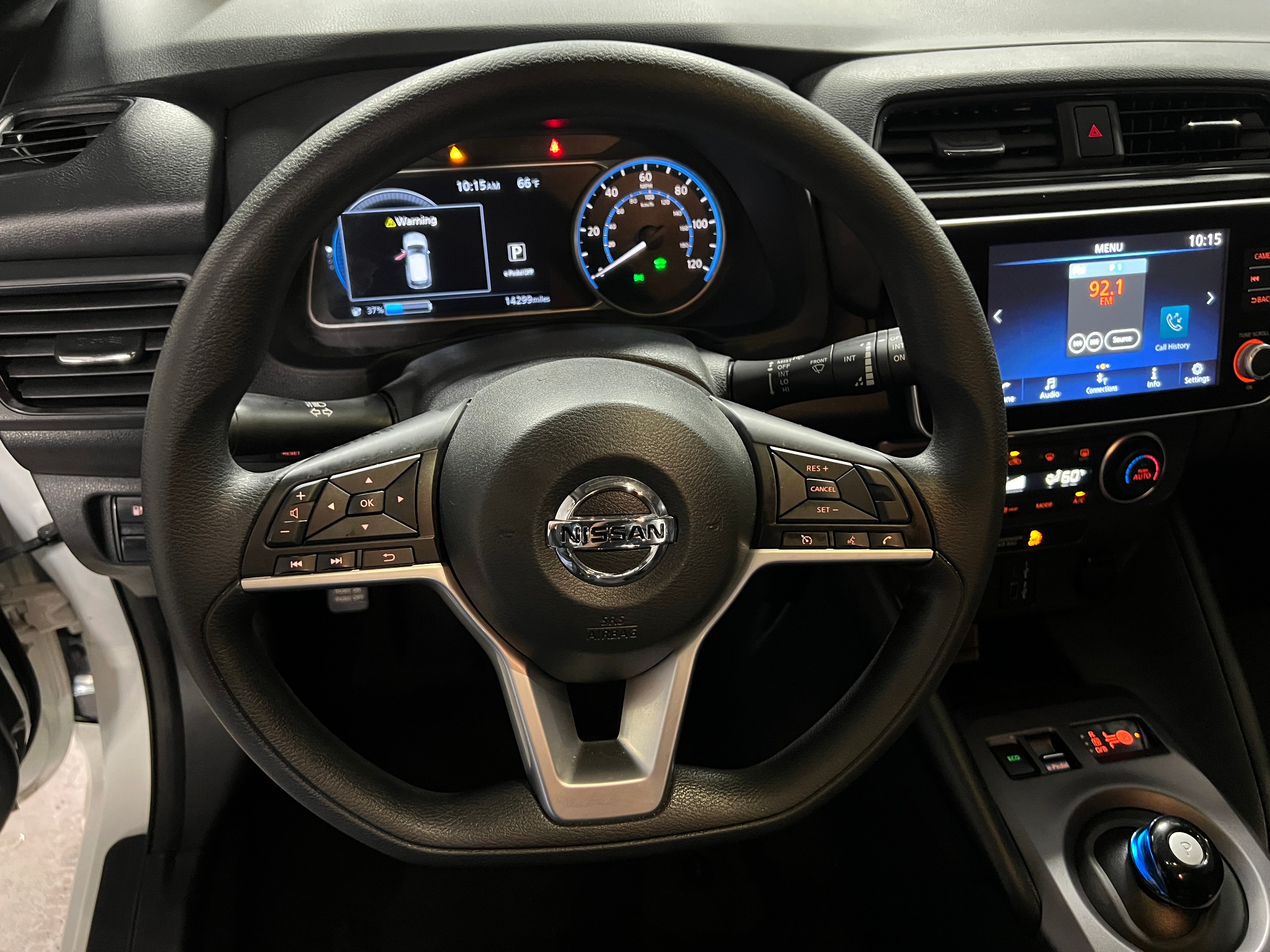 2022 Nissan Leaf S 5