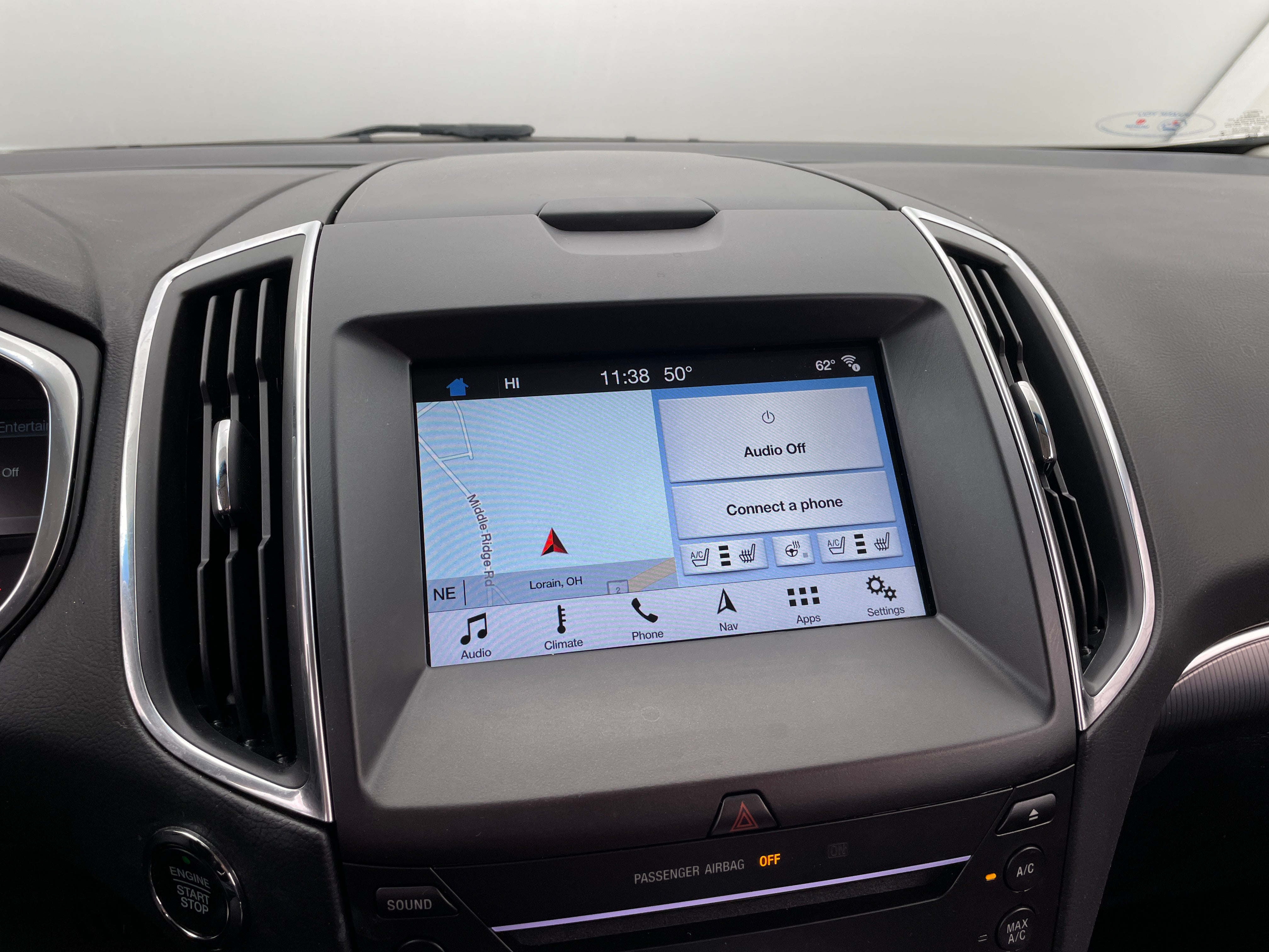 2018 Ford Edge Titanium 3