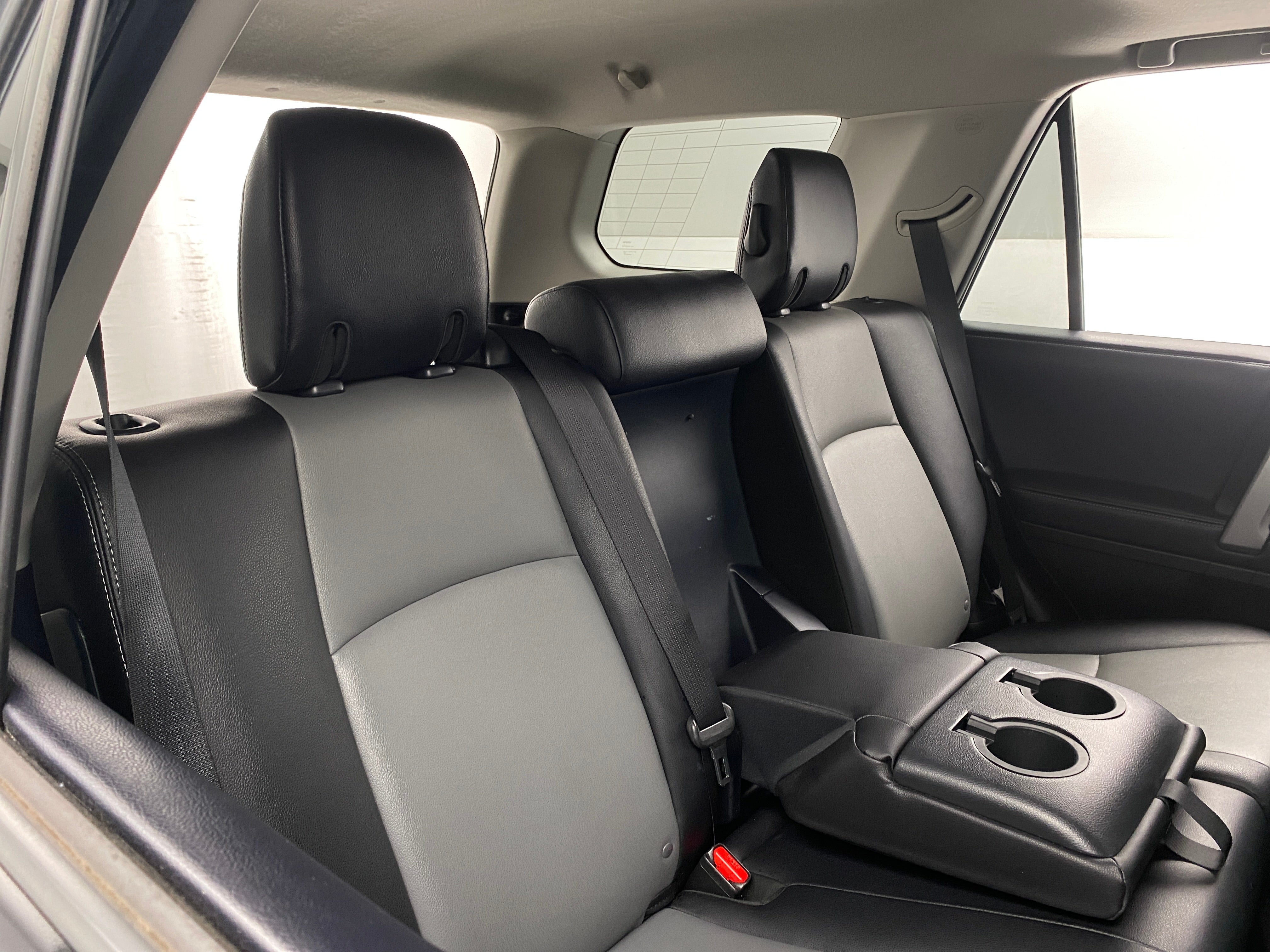 2018 Toyota 4Runner SR5 5