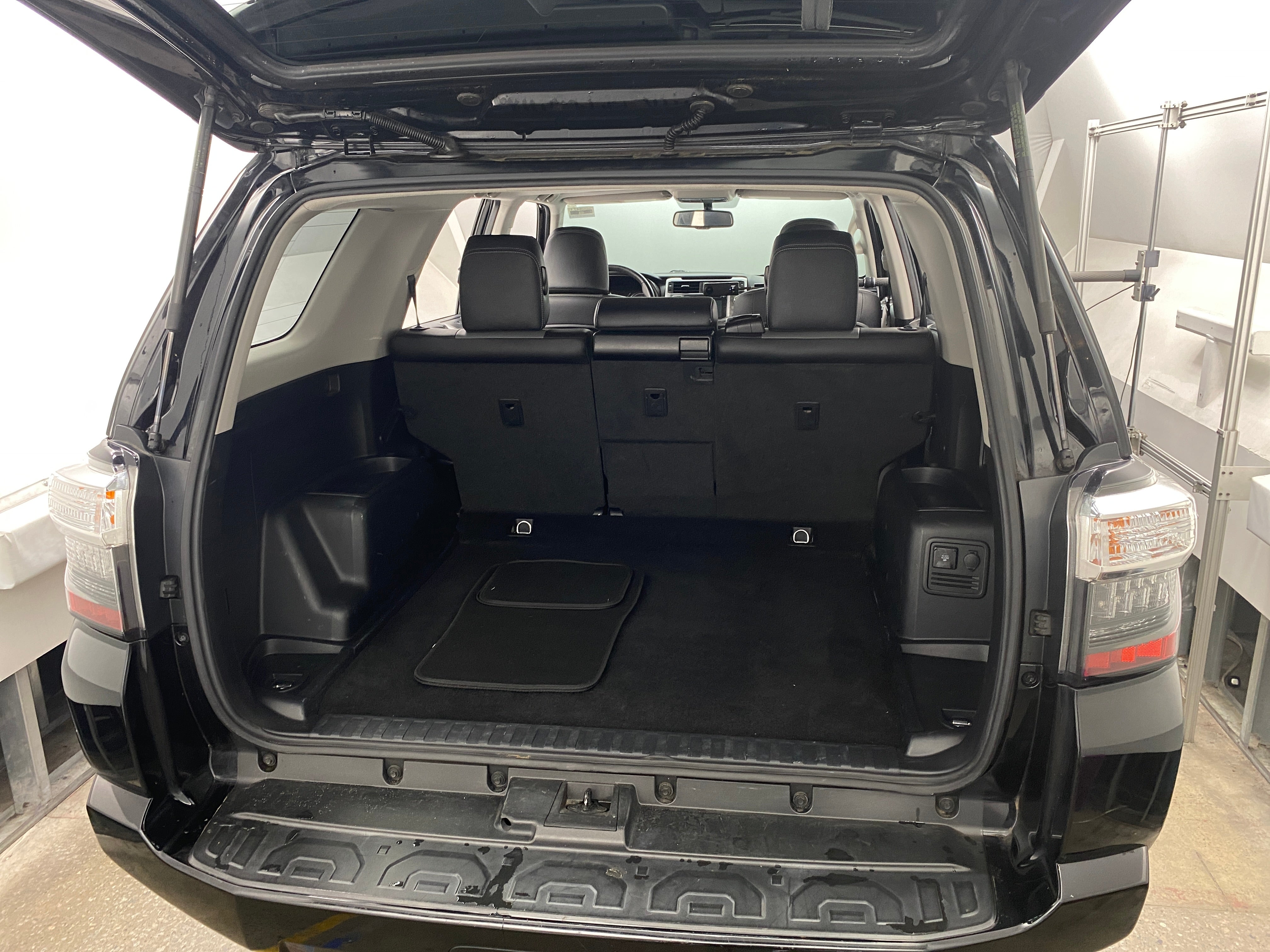 2018 Toyota 4Runner SR5 6