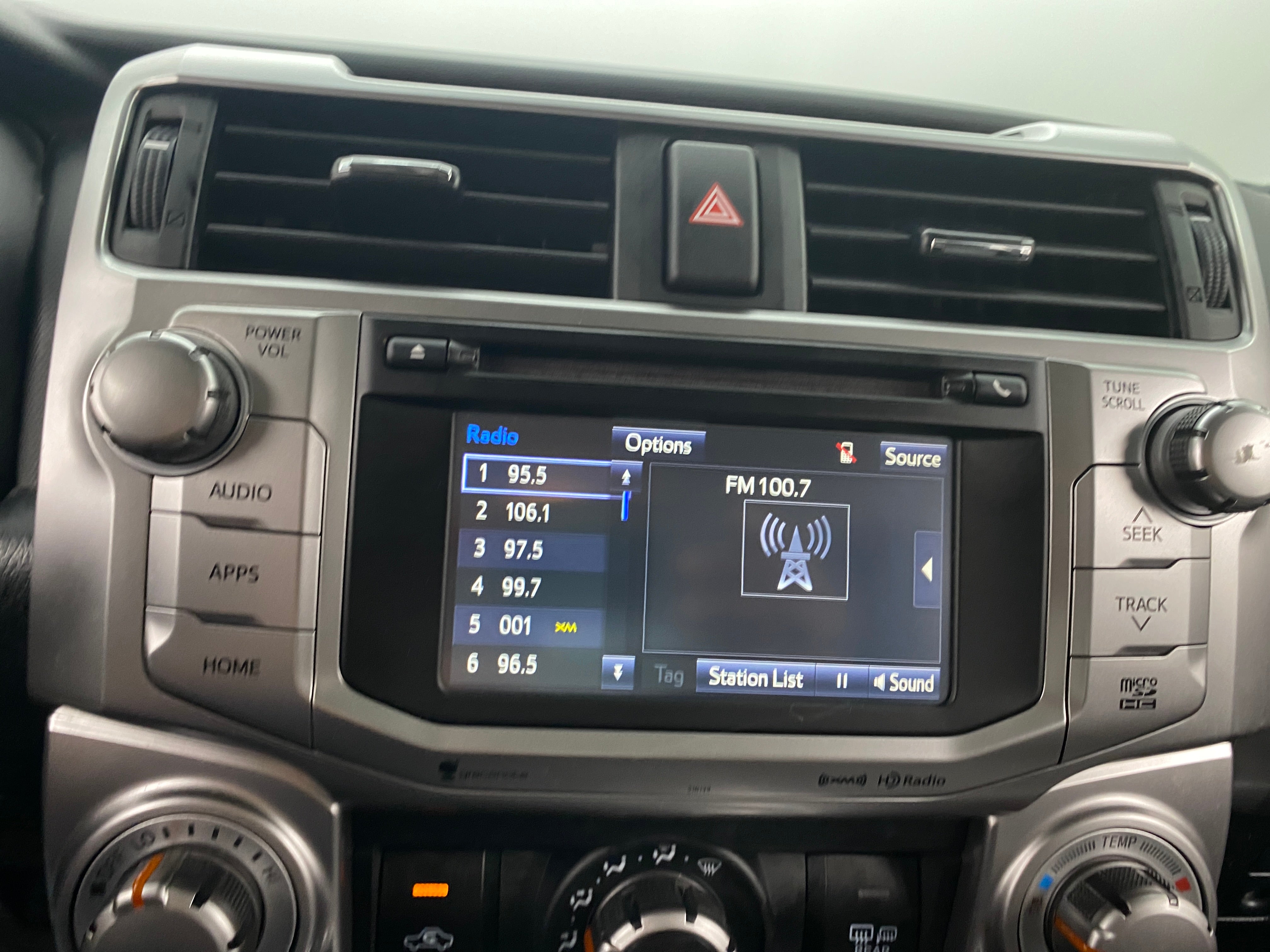 2018 Toyota 4Runner SR5 3