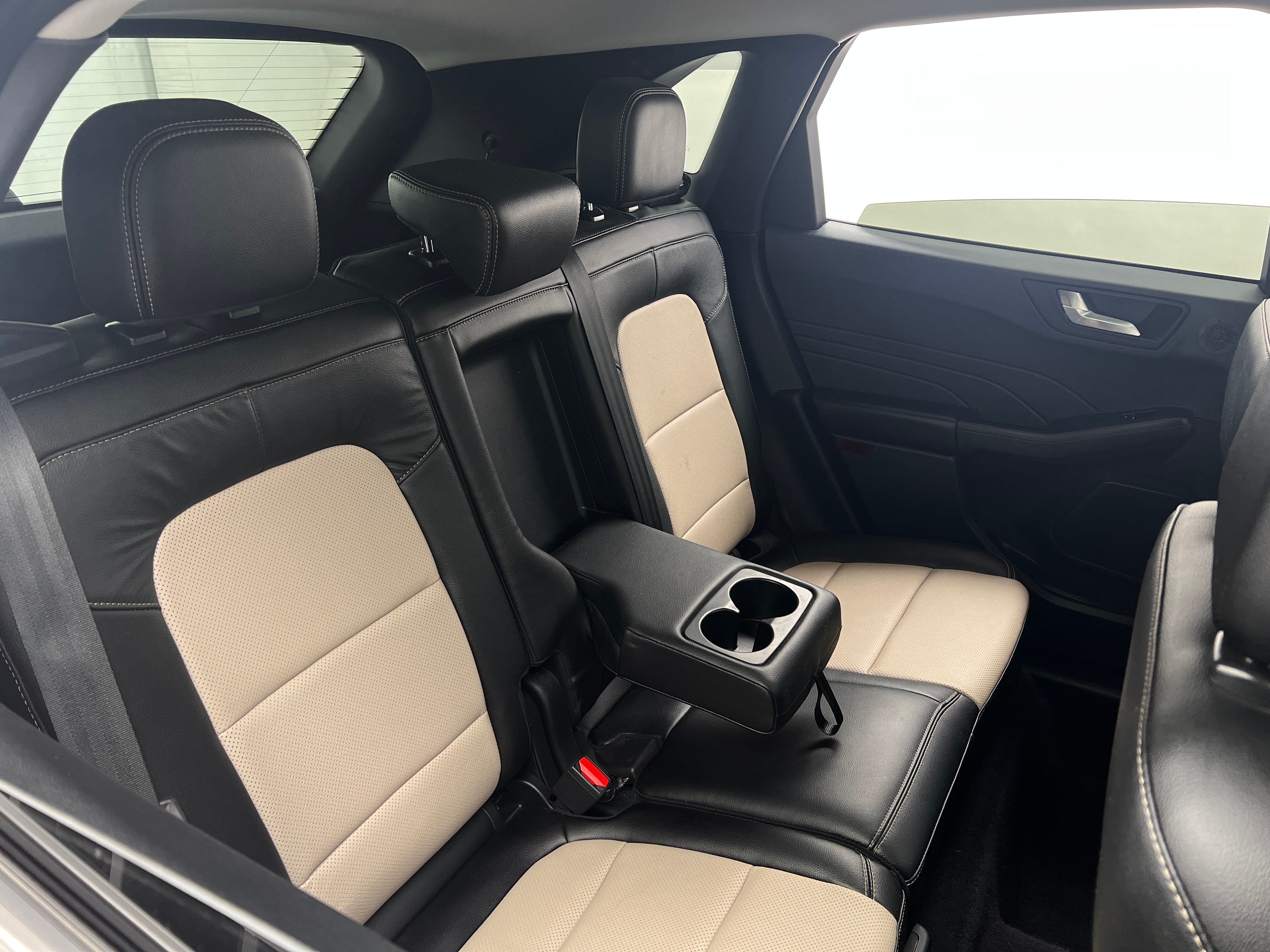2022 Ford Escape Titanium 5