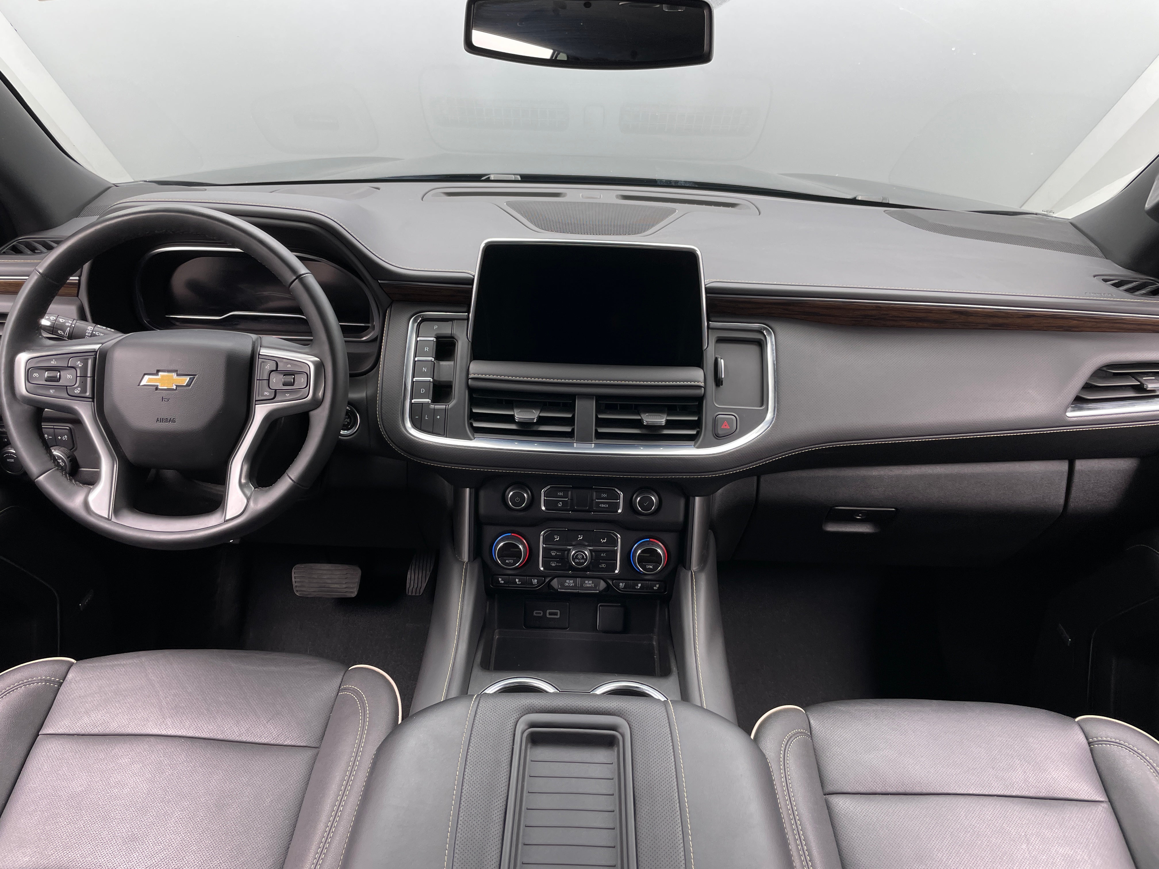 2023 Chevrolet Suburban Premier 2