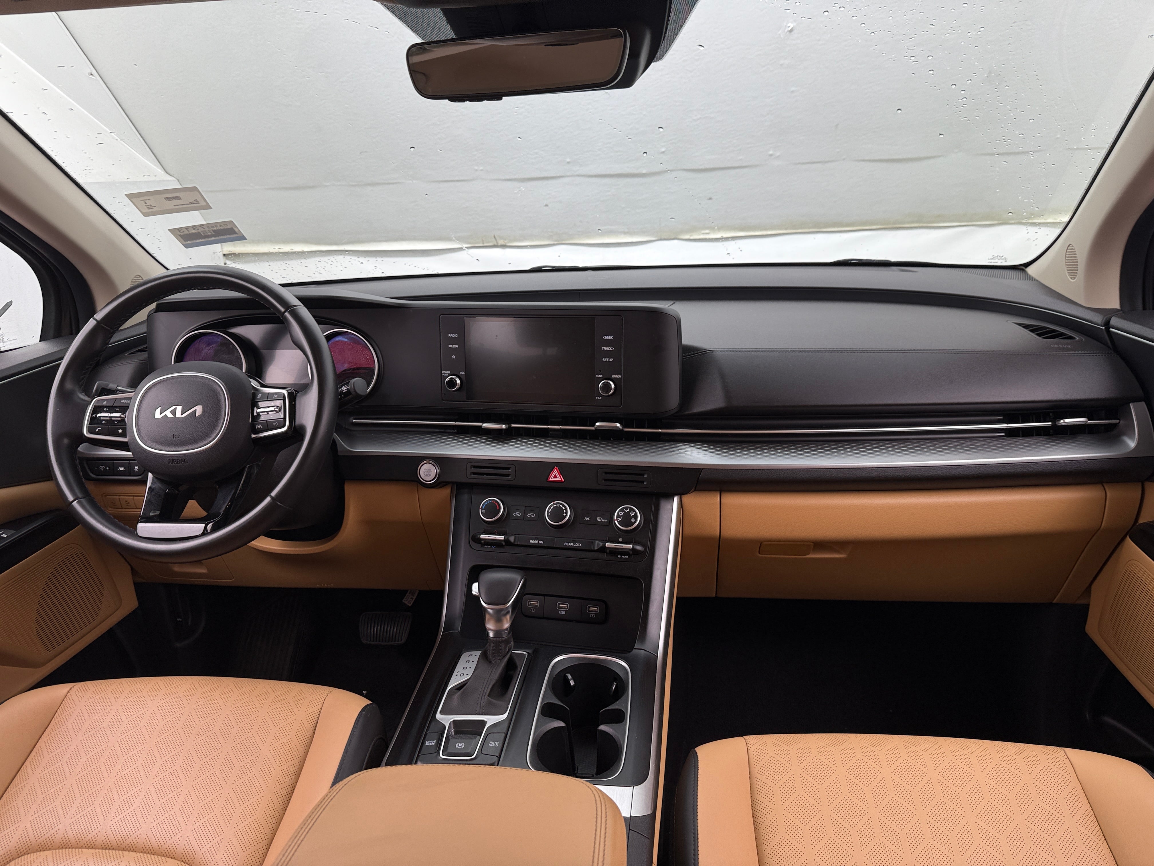 2023 Kia Carnival LX 2