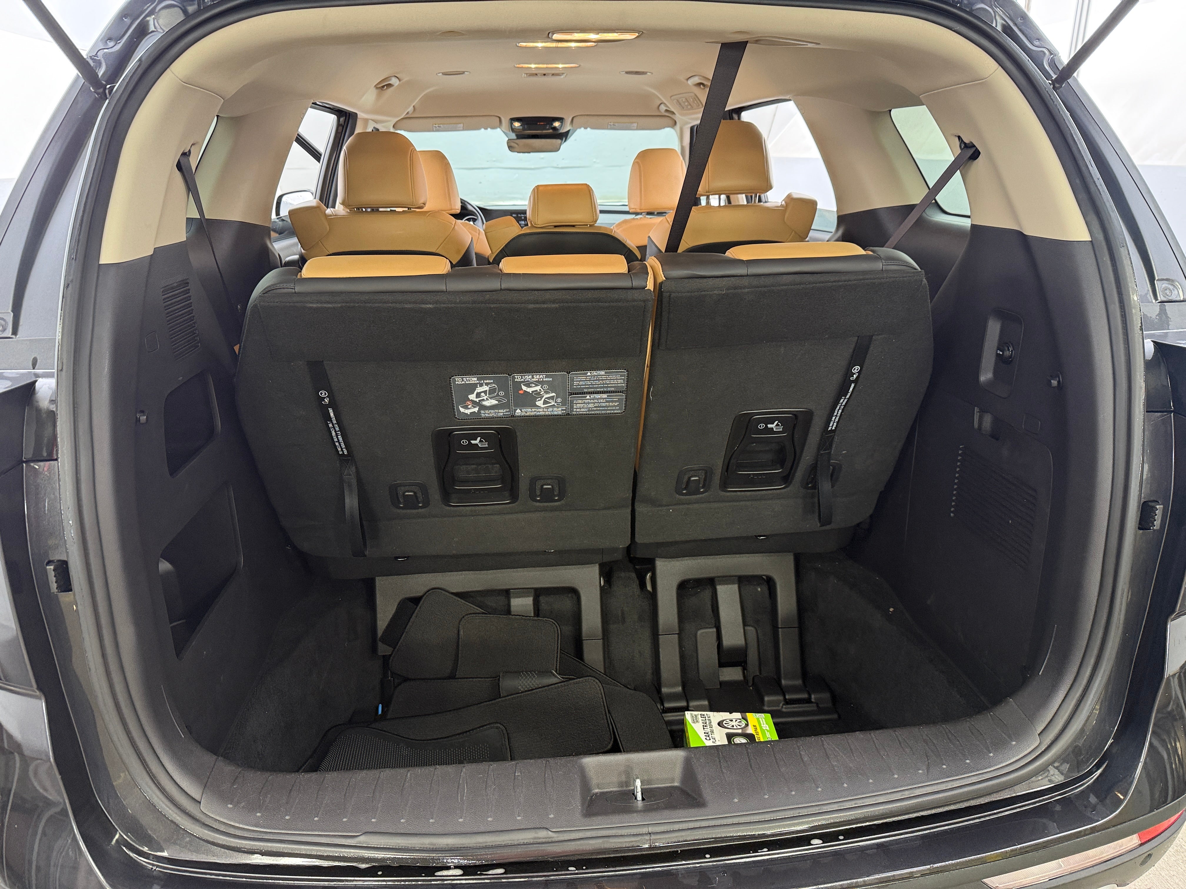 2023 Kia Carnival LX 6