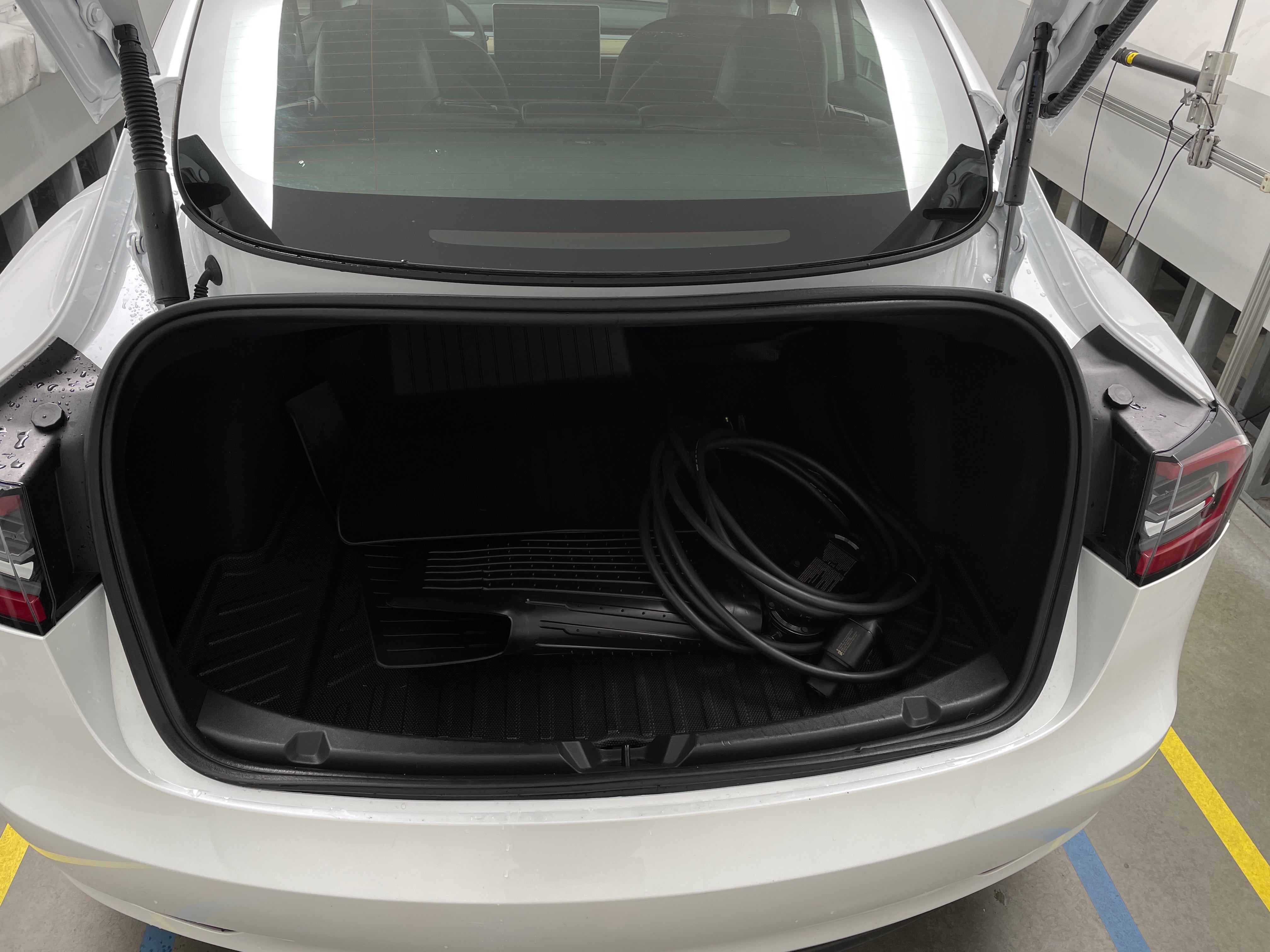 2023 Tesla Model 3 Standard Range 6