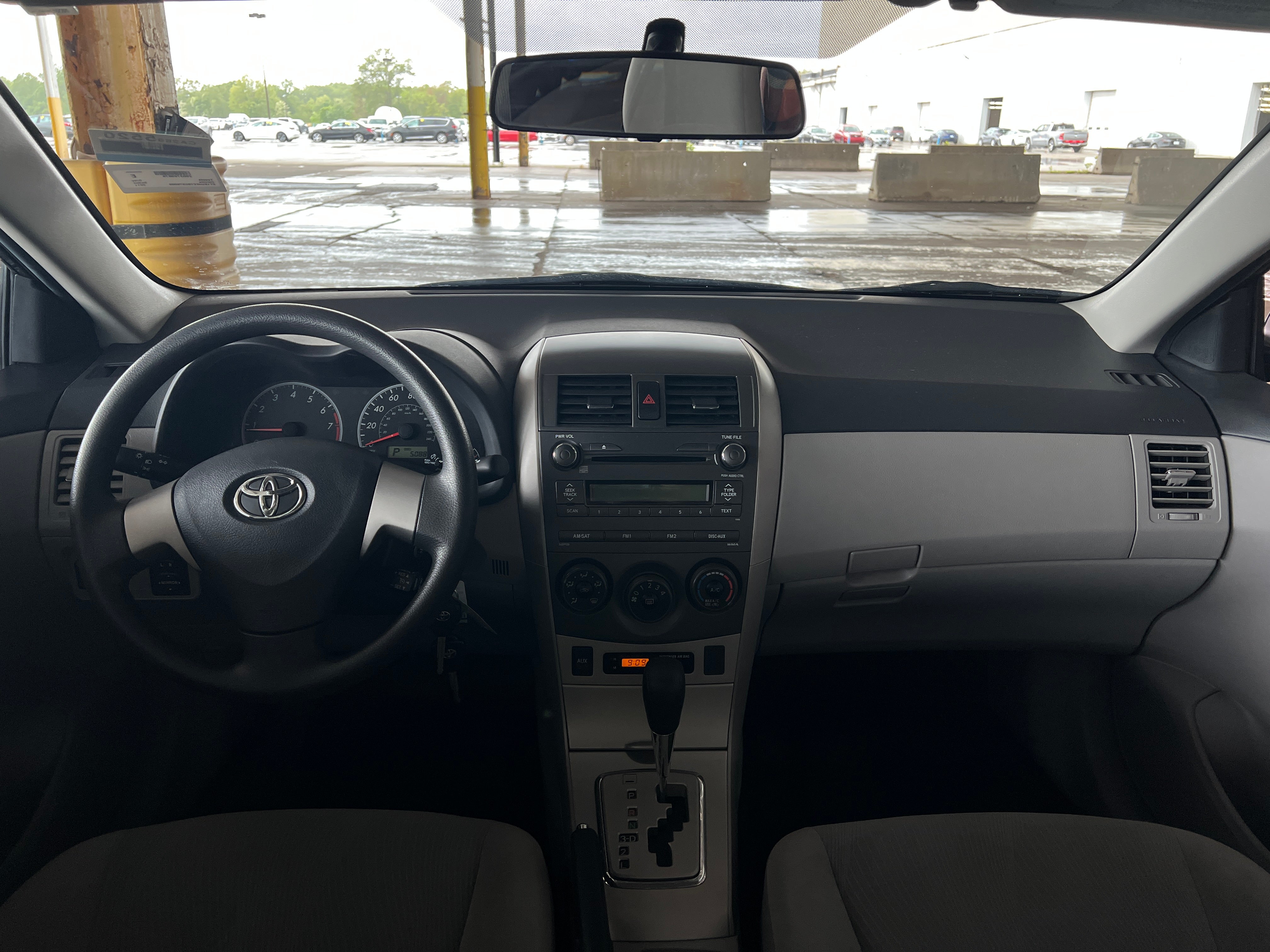 2011 Toyota Corolla LE 3
