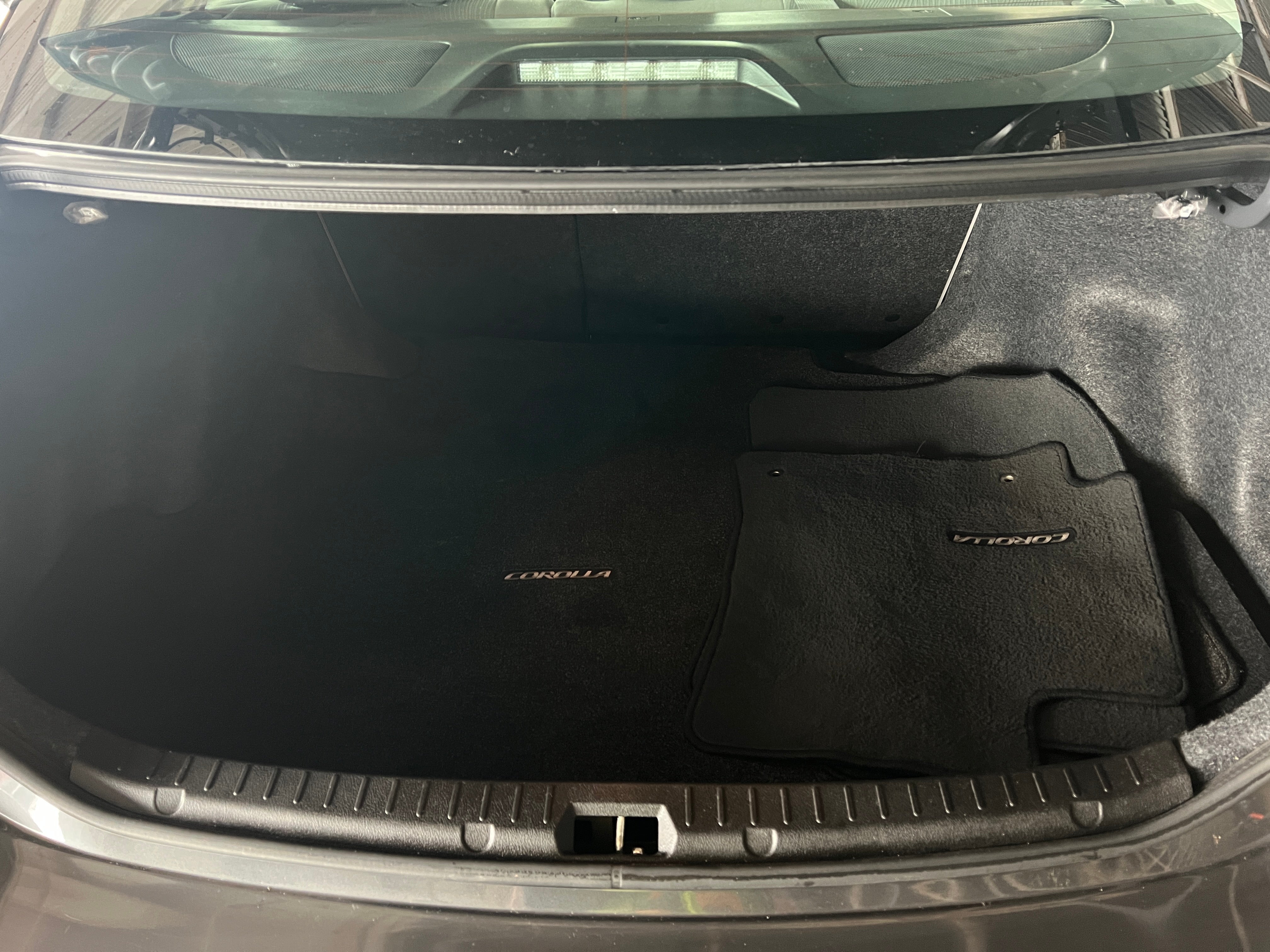 2011 Toyota Corolla LE 7