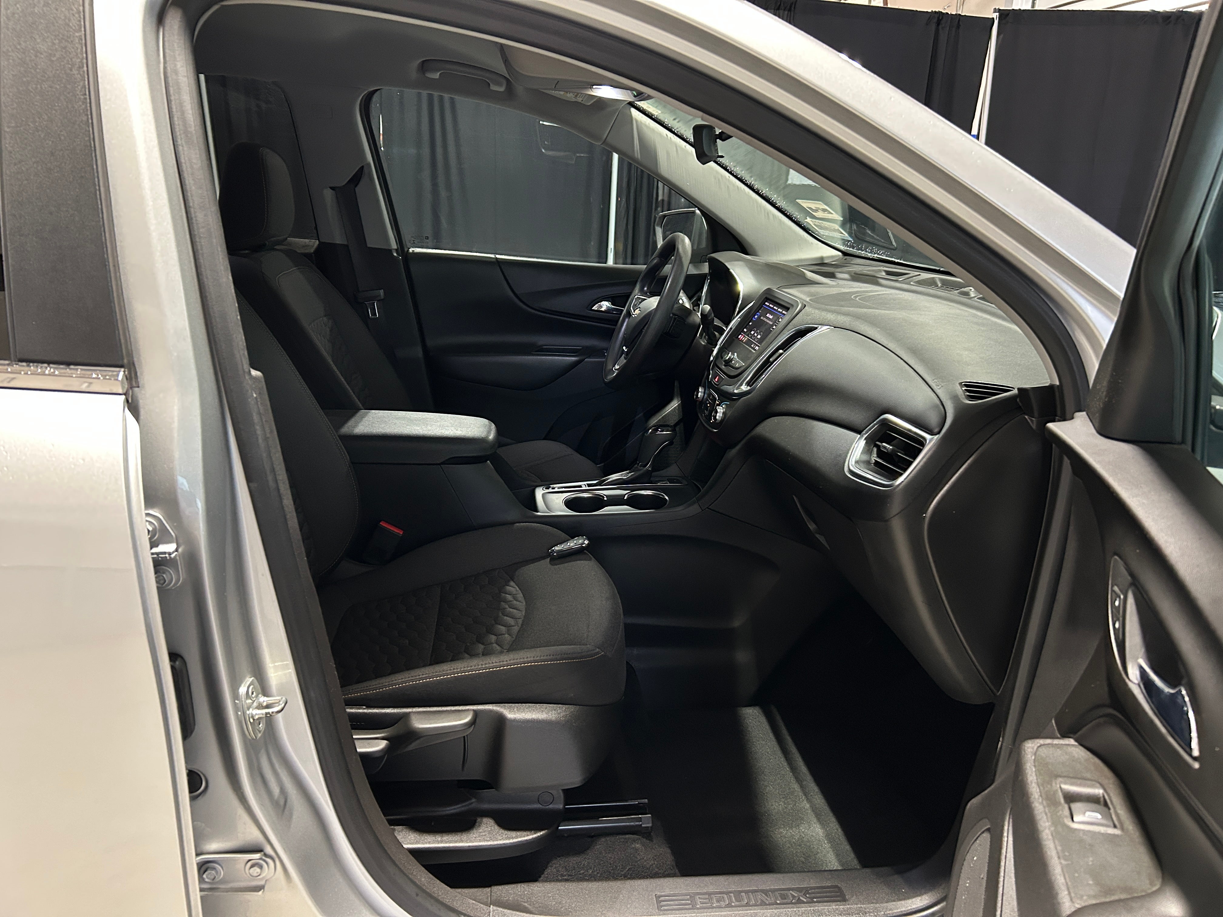 2021 Chevrolet Equinox LT 2