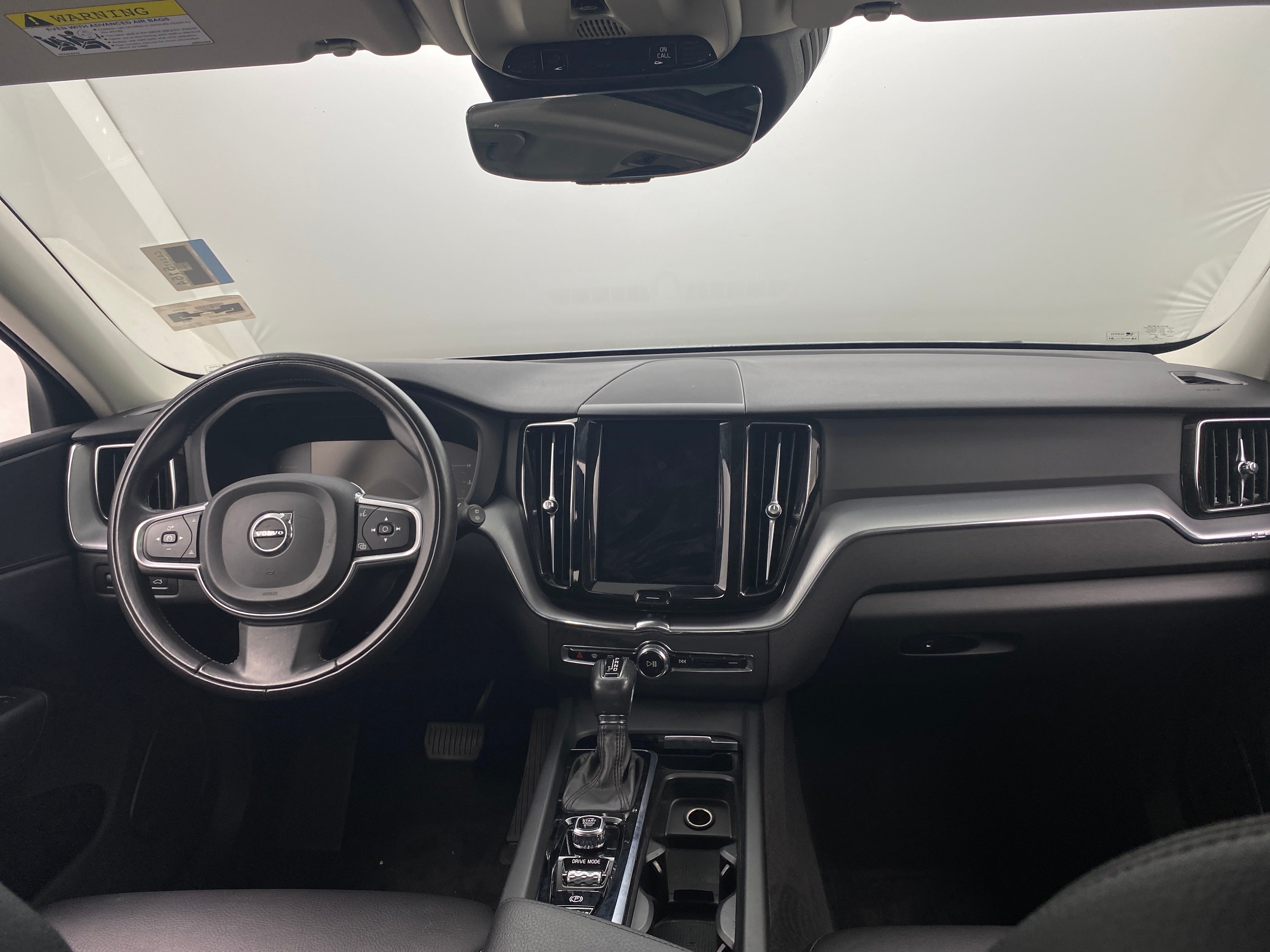 2018 Volvo XC60 T6 Momentum 2