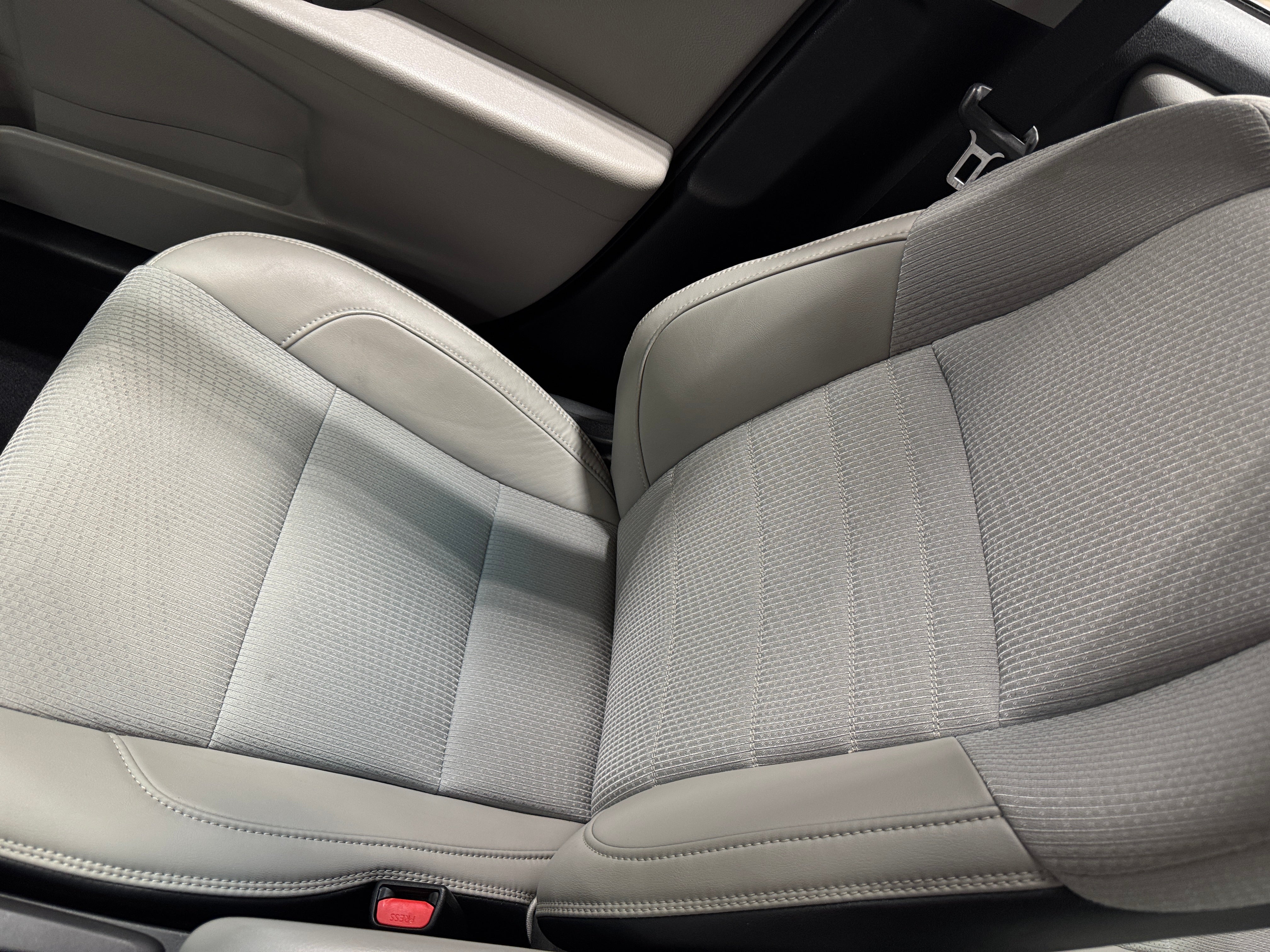 2017 Toyota Camry LE 2