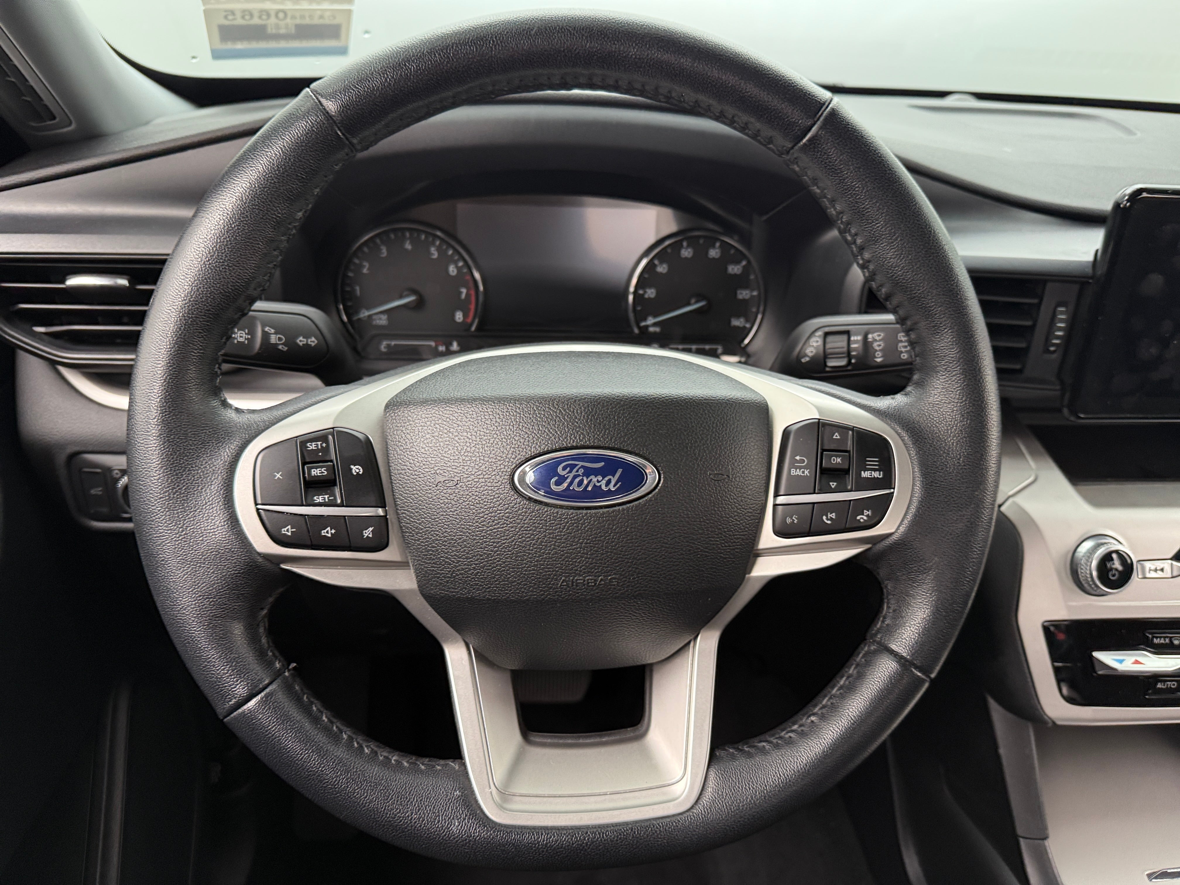 2022 Ford Explorer XLT 5