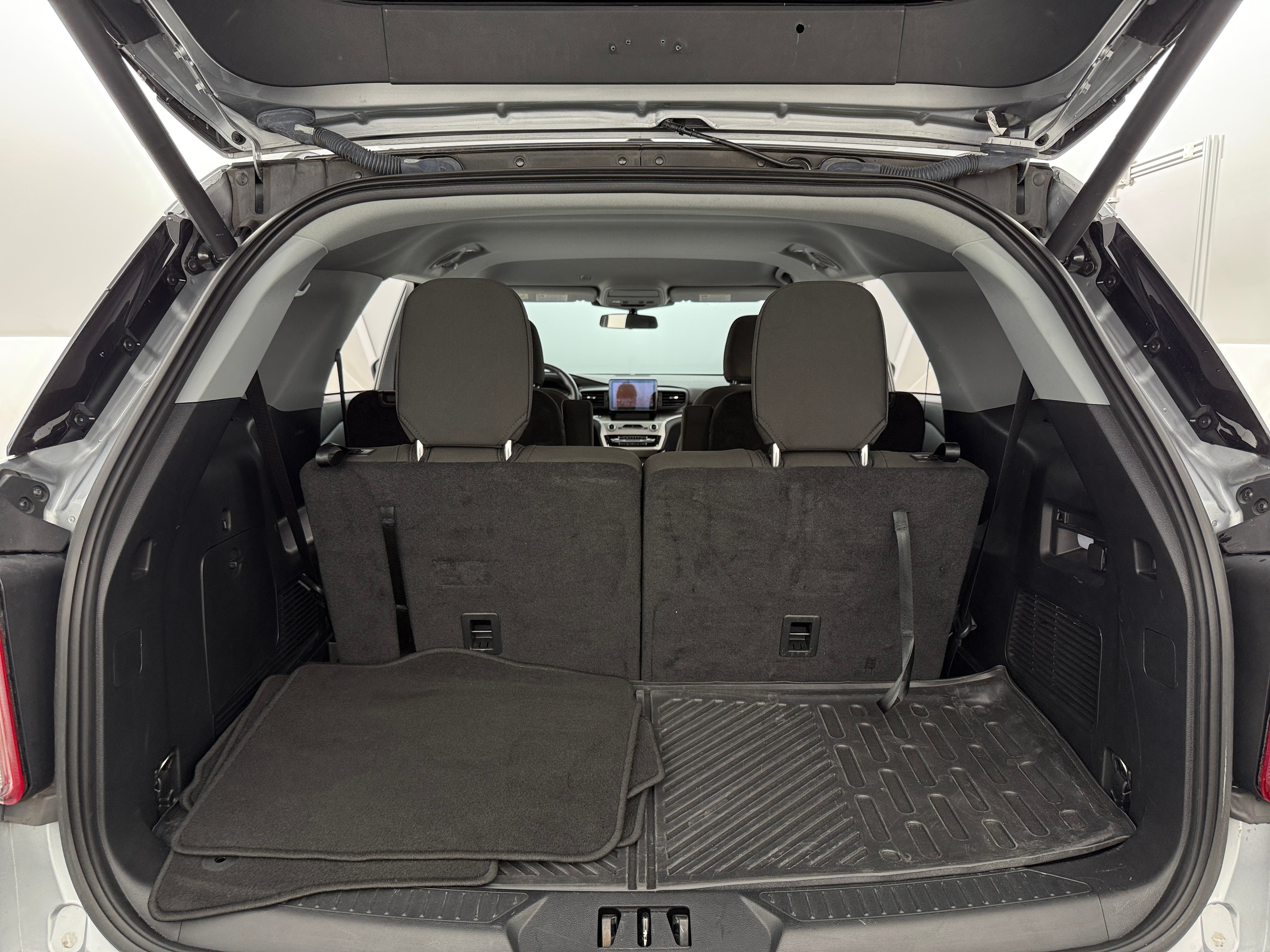 2022 Ford Explorer XLT 7