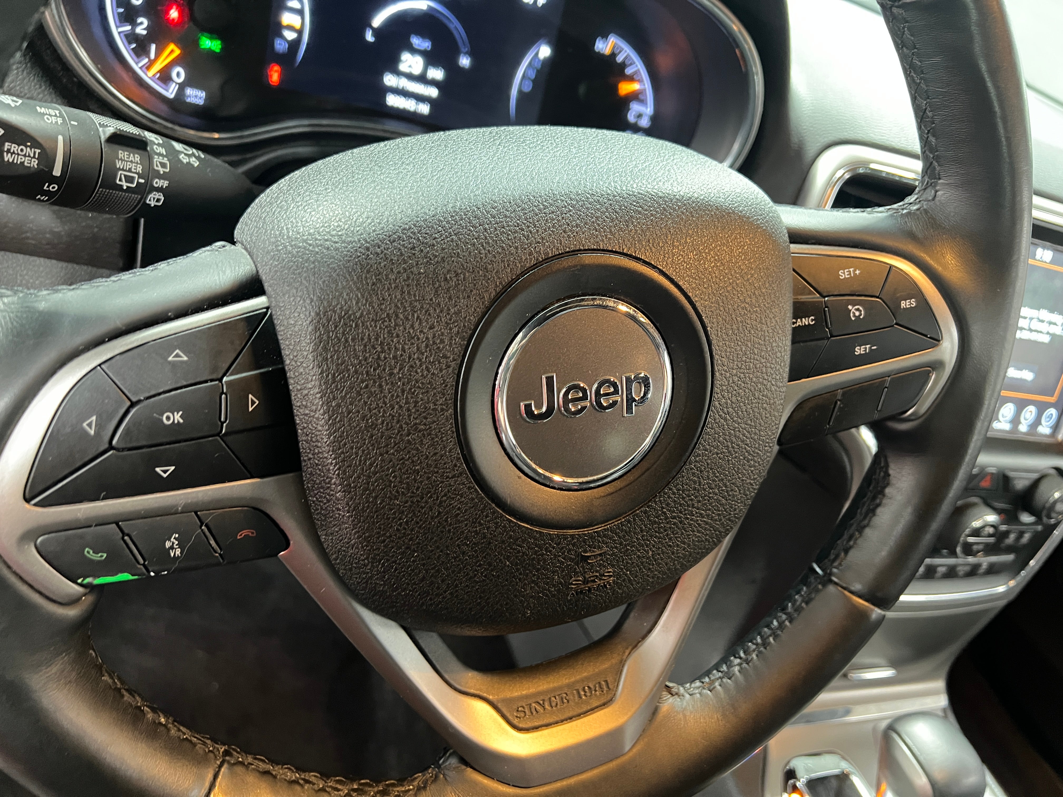 2018 Jeep Grand Cherokee Altitude 4