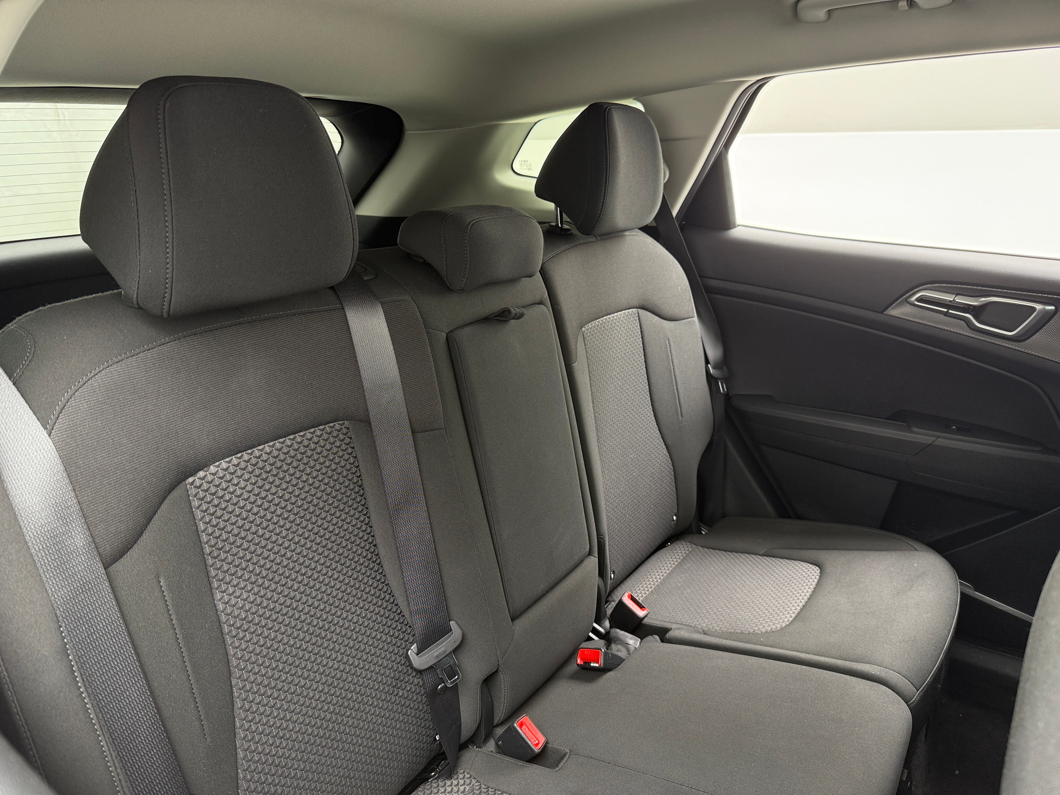 2024 Kia Sportage LX 6