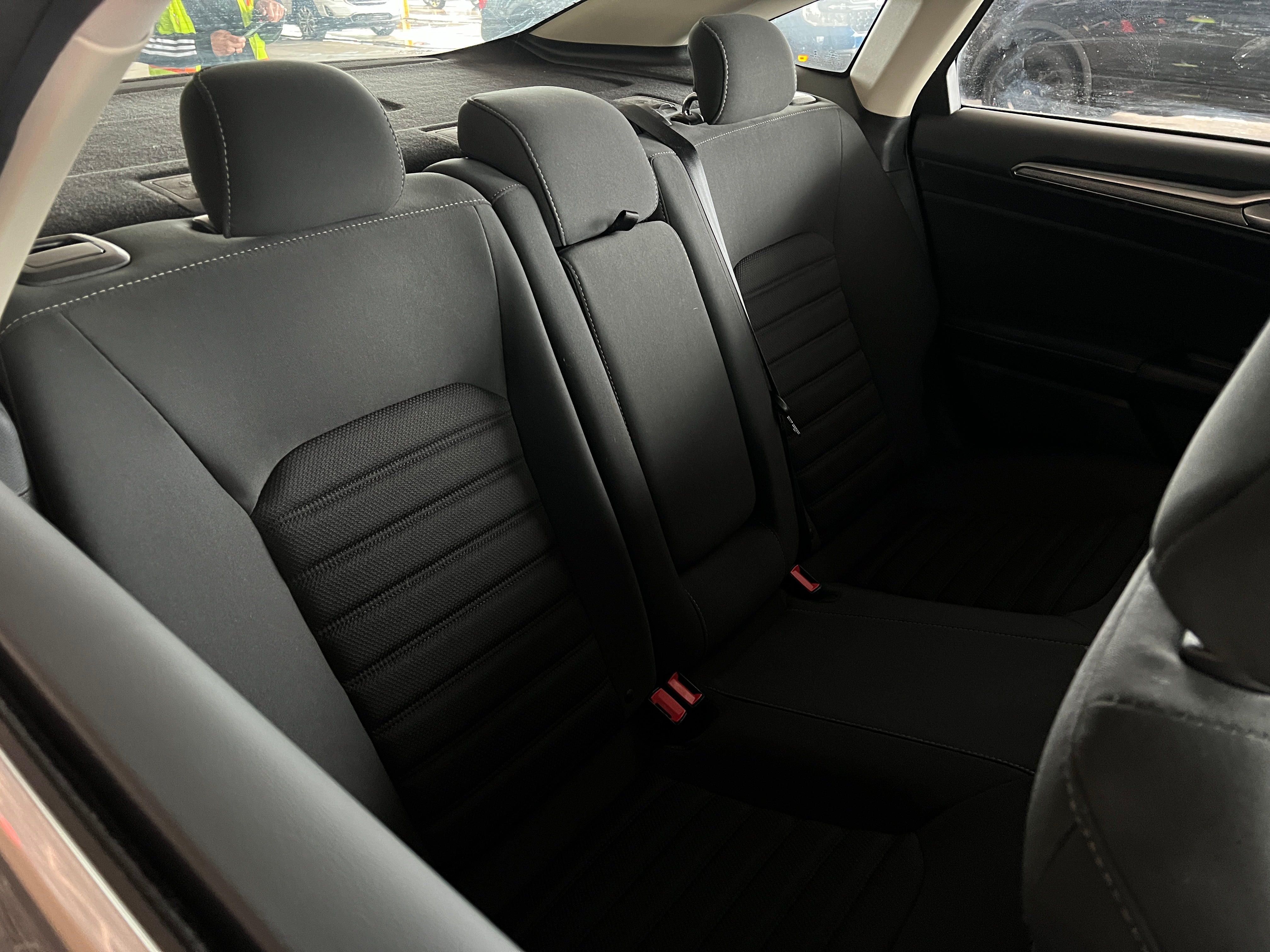 2017 Ford Fusion SE 6