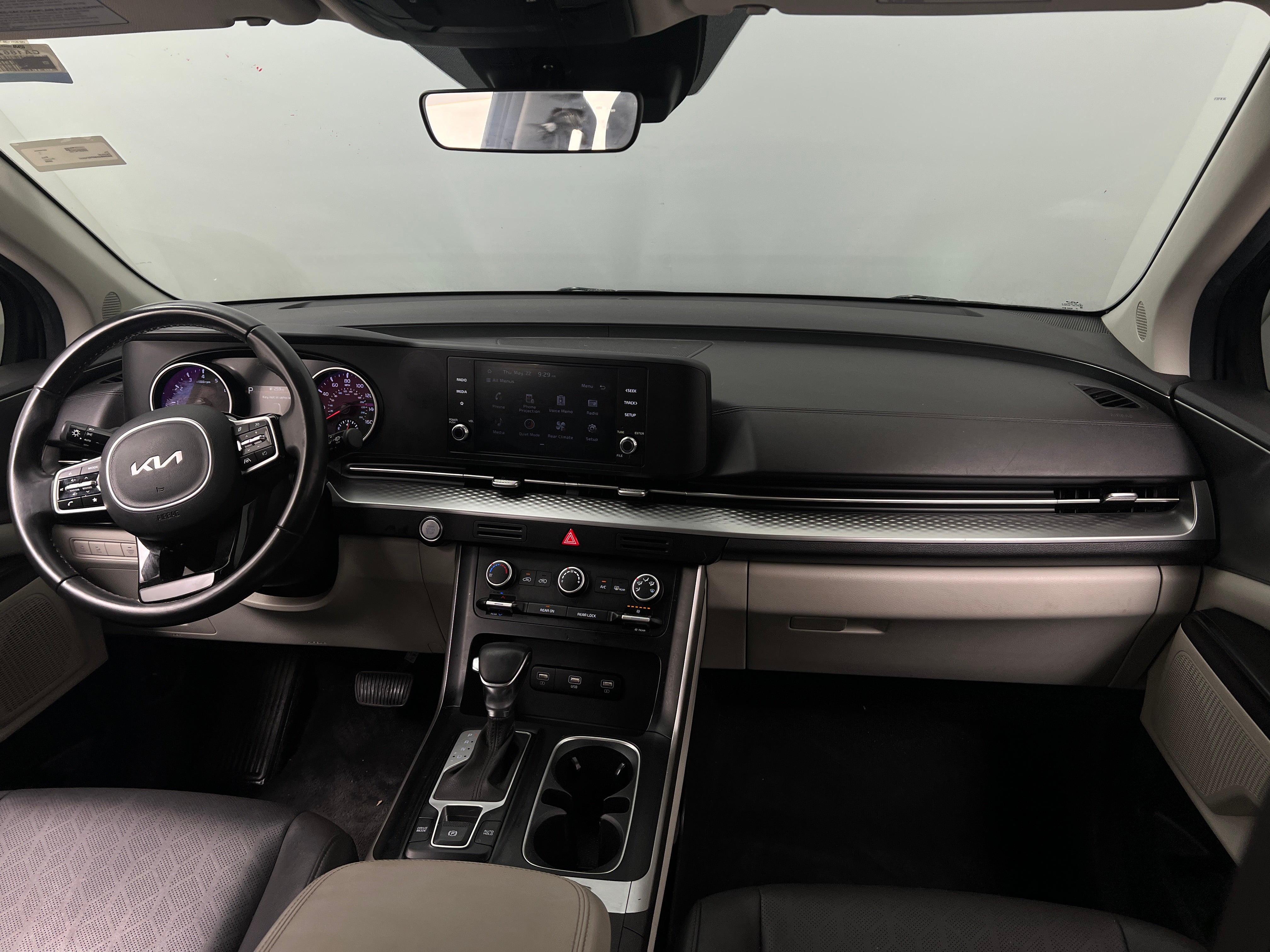2023 Kia Carnival LX 2