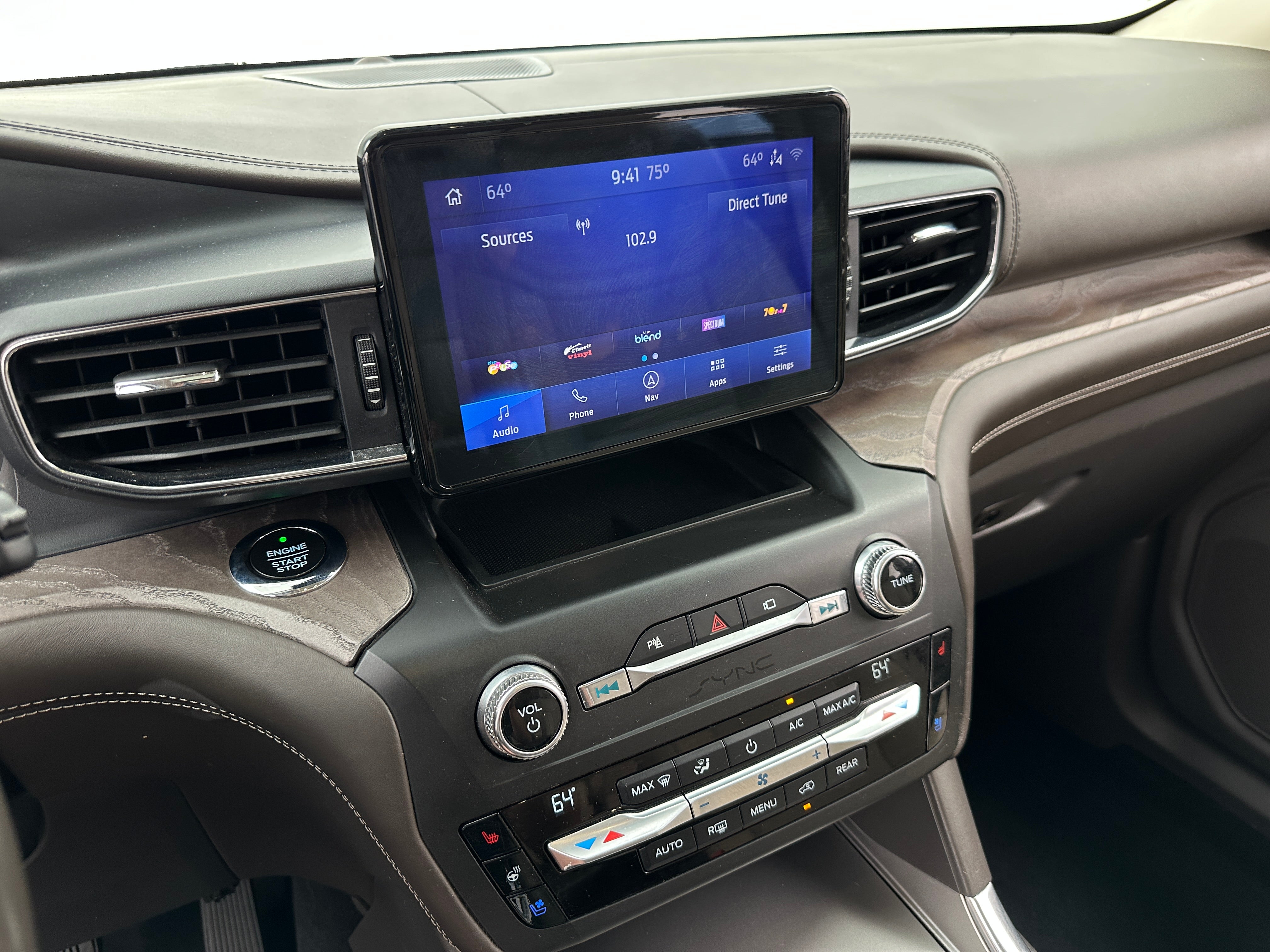 2020 Ford Explorer Platinum 3
