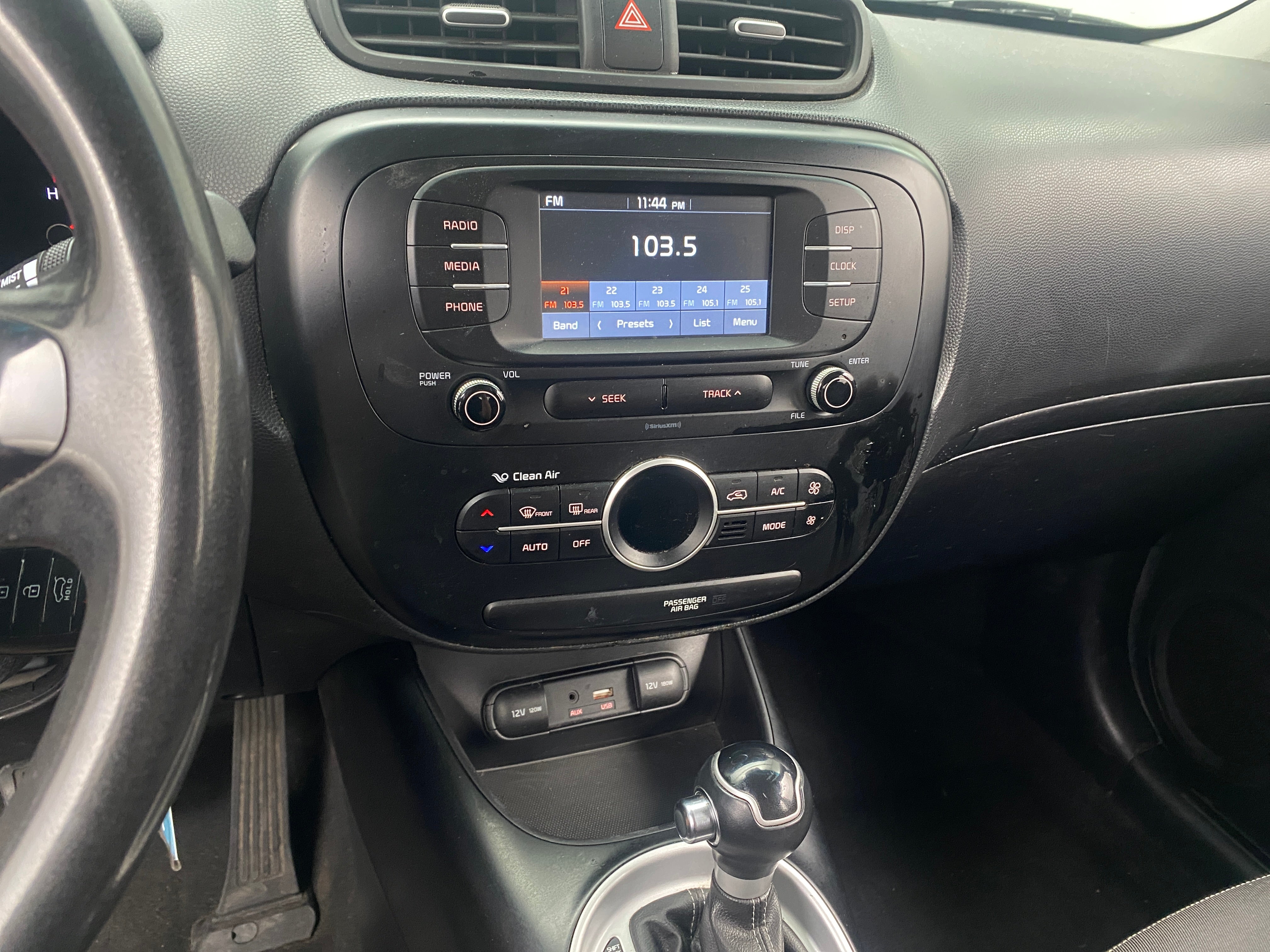 Thumbnail: 2017 Kia Soul - 4