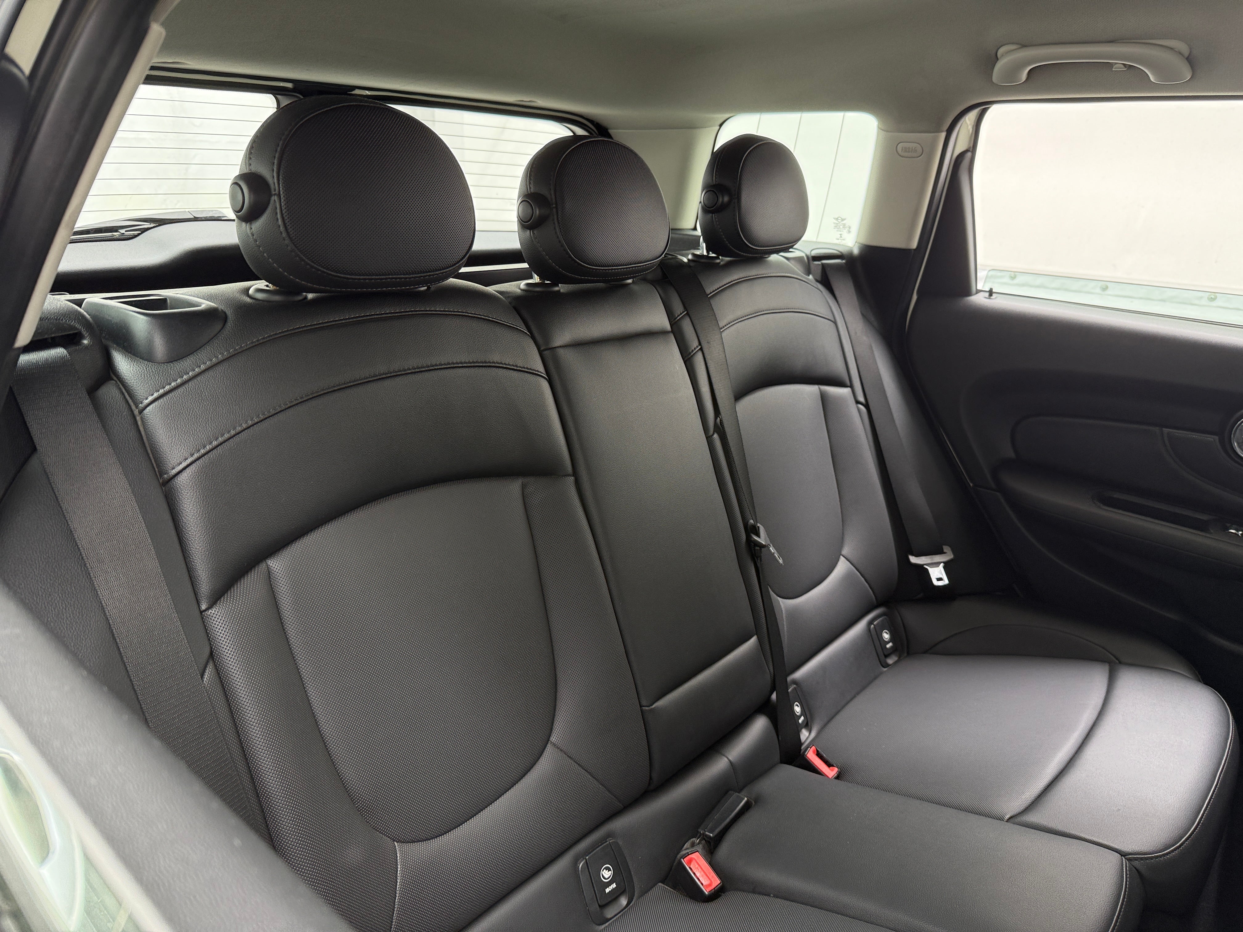 2019 MINI Cooper Clubman  5
