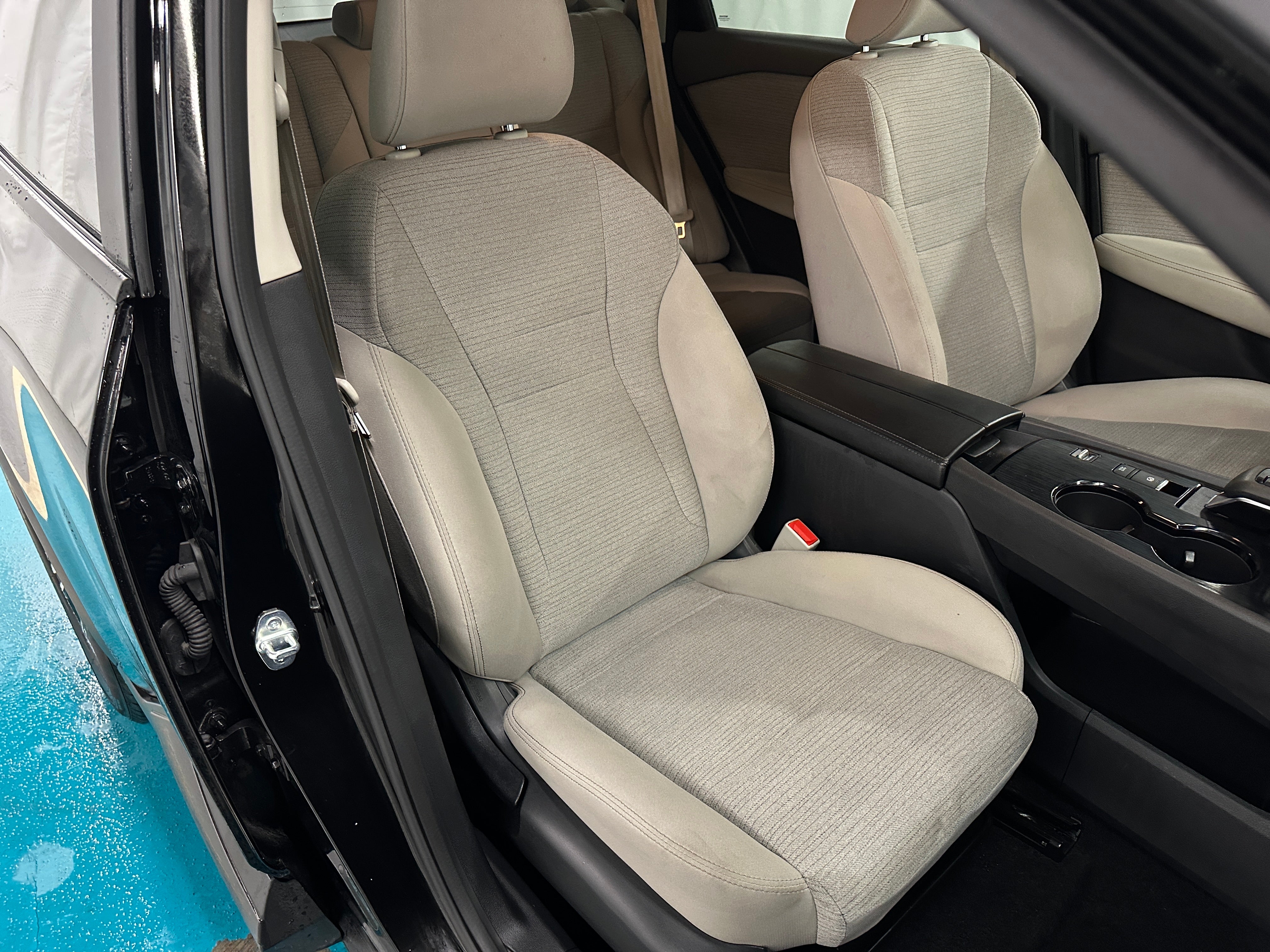 2023 Nissan Rogue SV 2