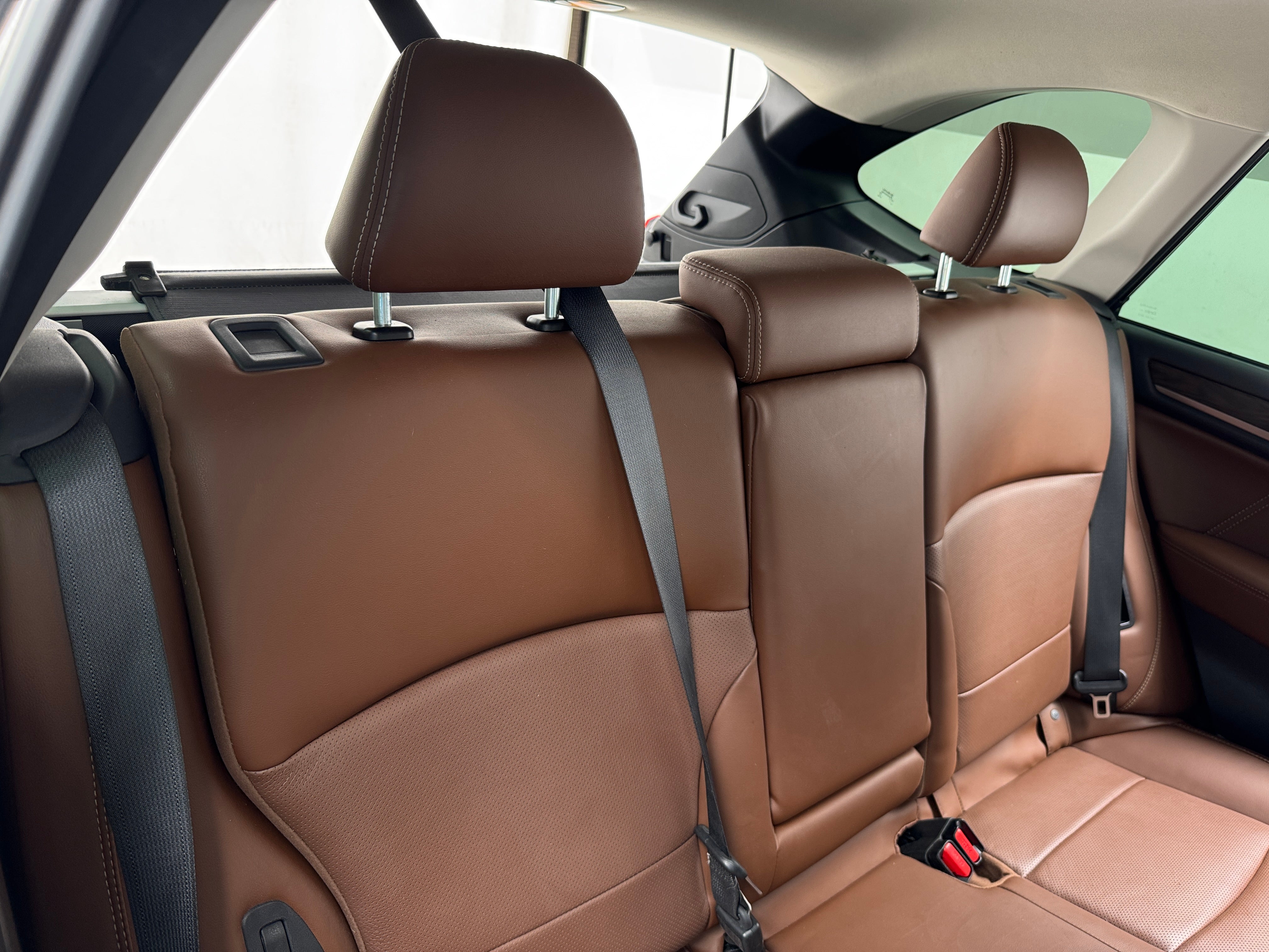 2019 Subaru Outback 3.6R Touring 5