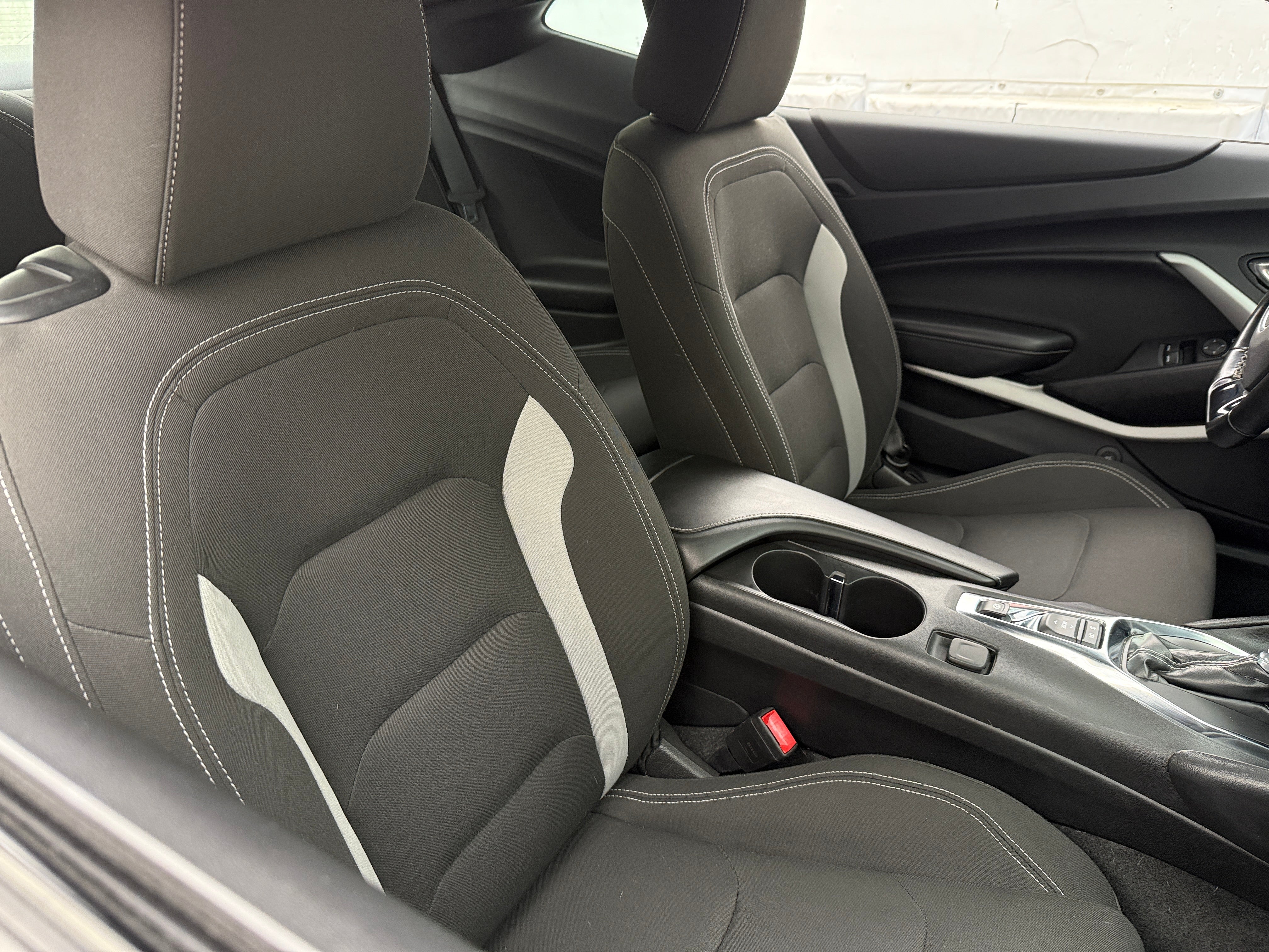 2019 Chevrolet Camaro LT 2