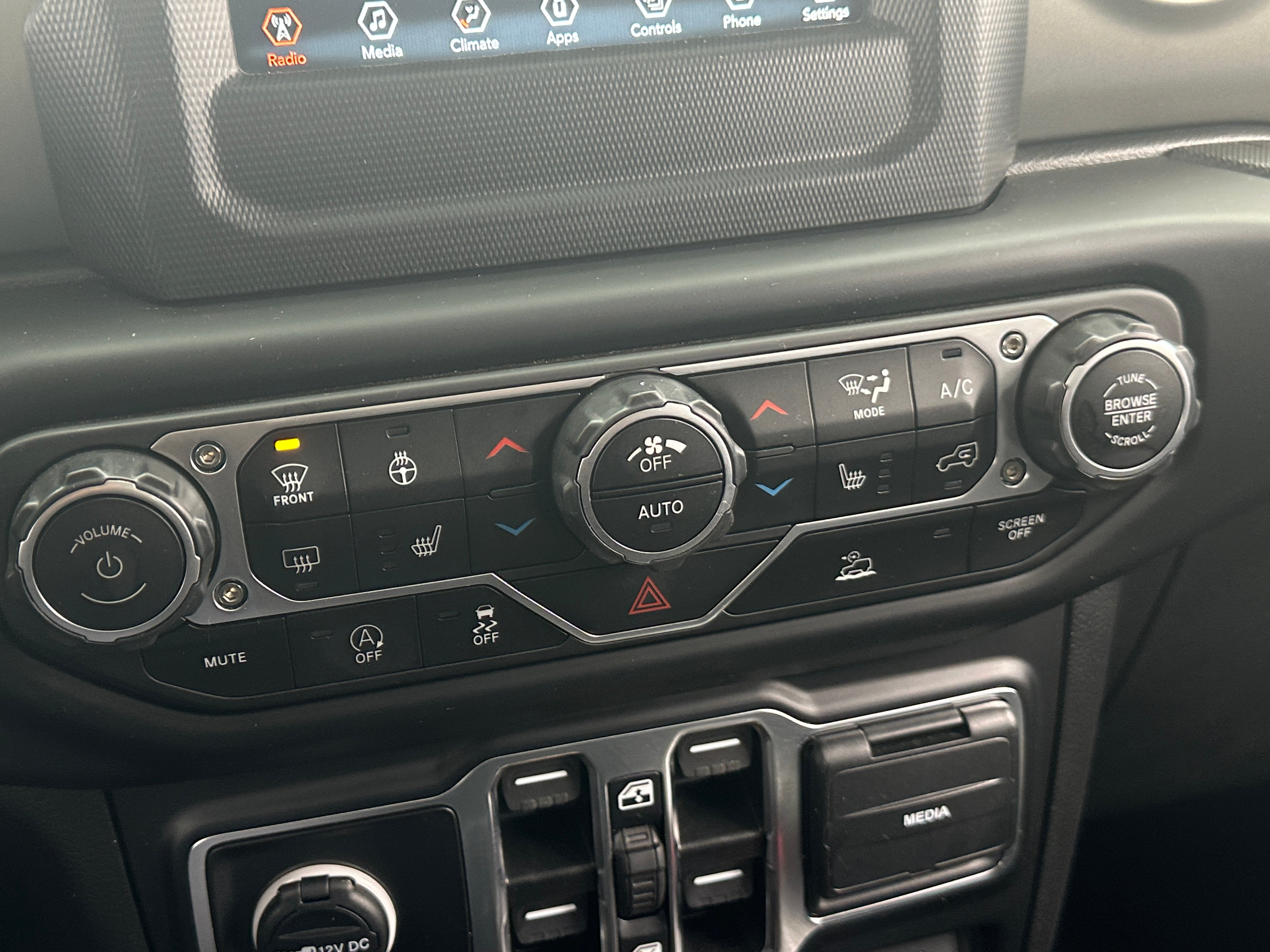 2023 Jeep Gladiator Willys 4