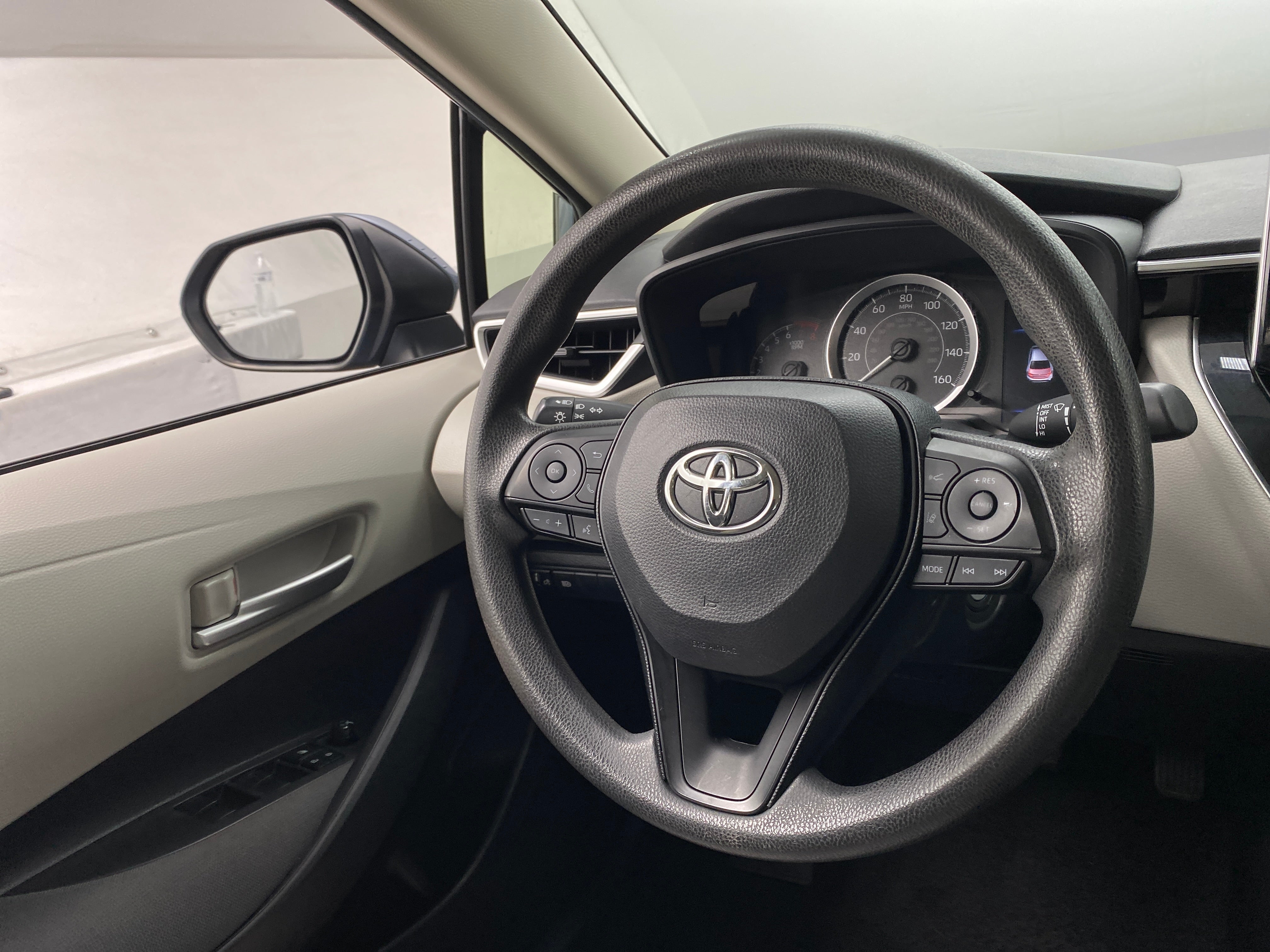 2020 Toyota Corolla LE 5