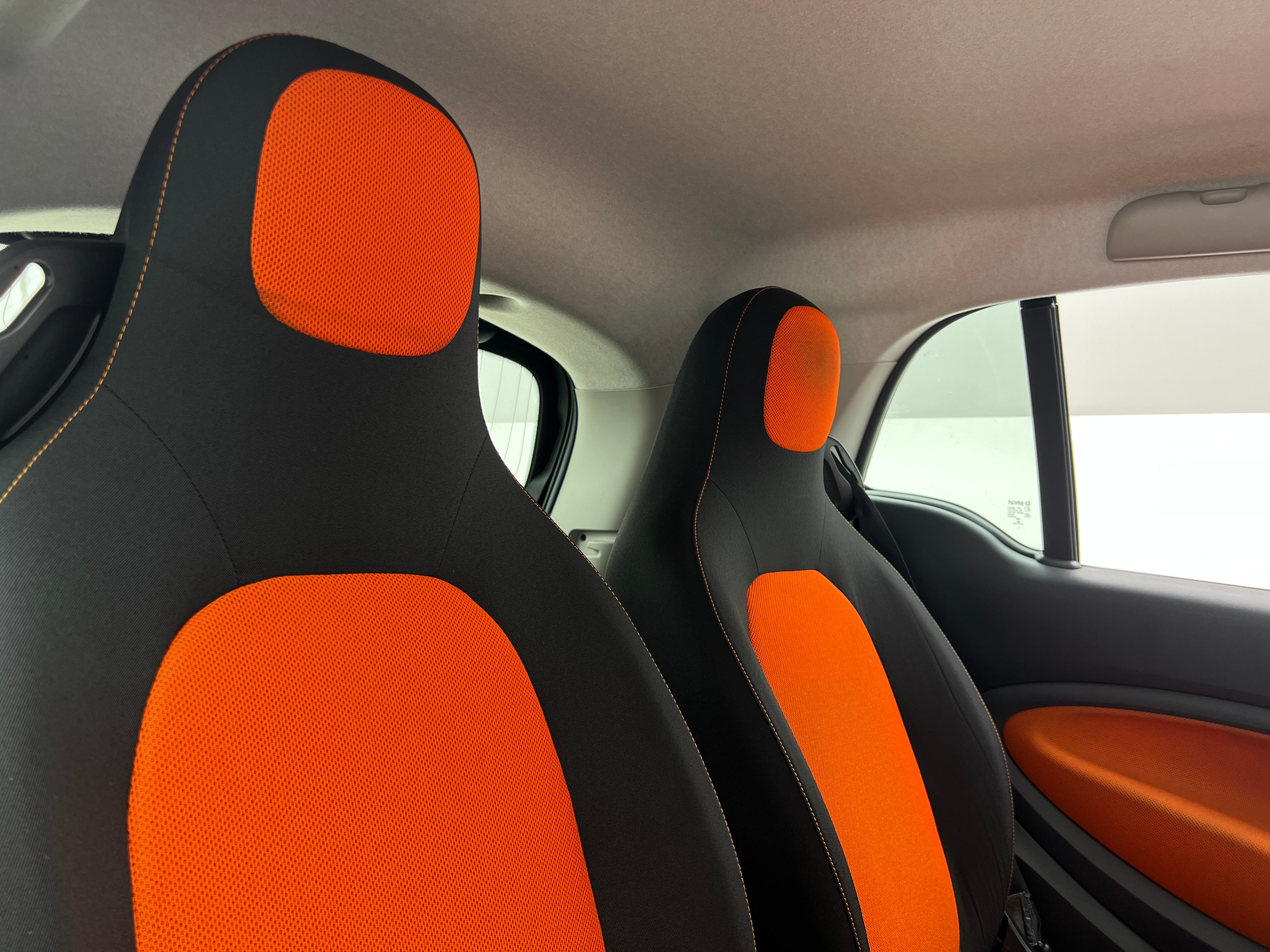 2016 smart fortwo Passion 2