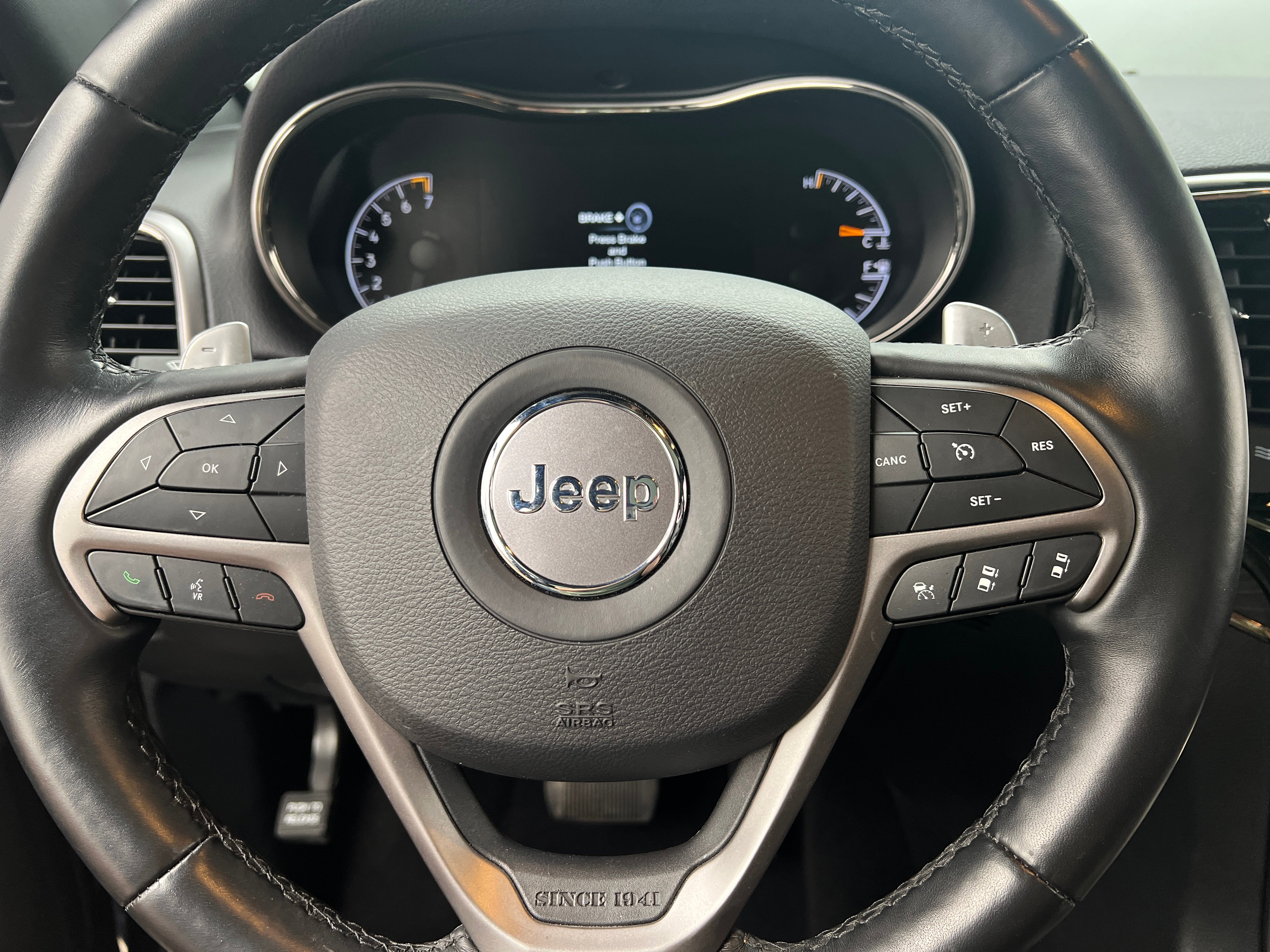 2020 Jeep Grand Cherokee Limited Edition 4