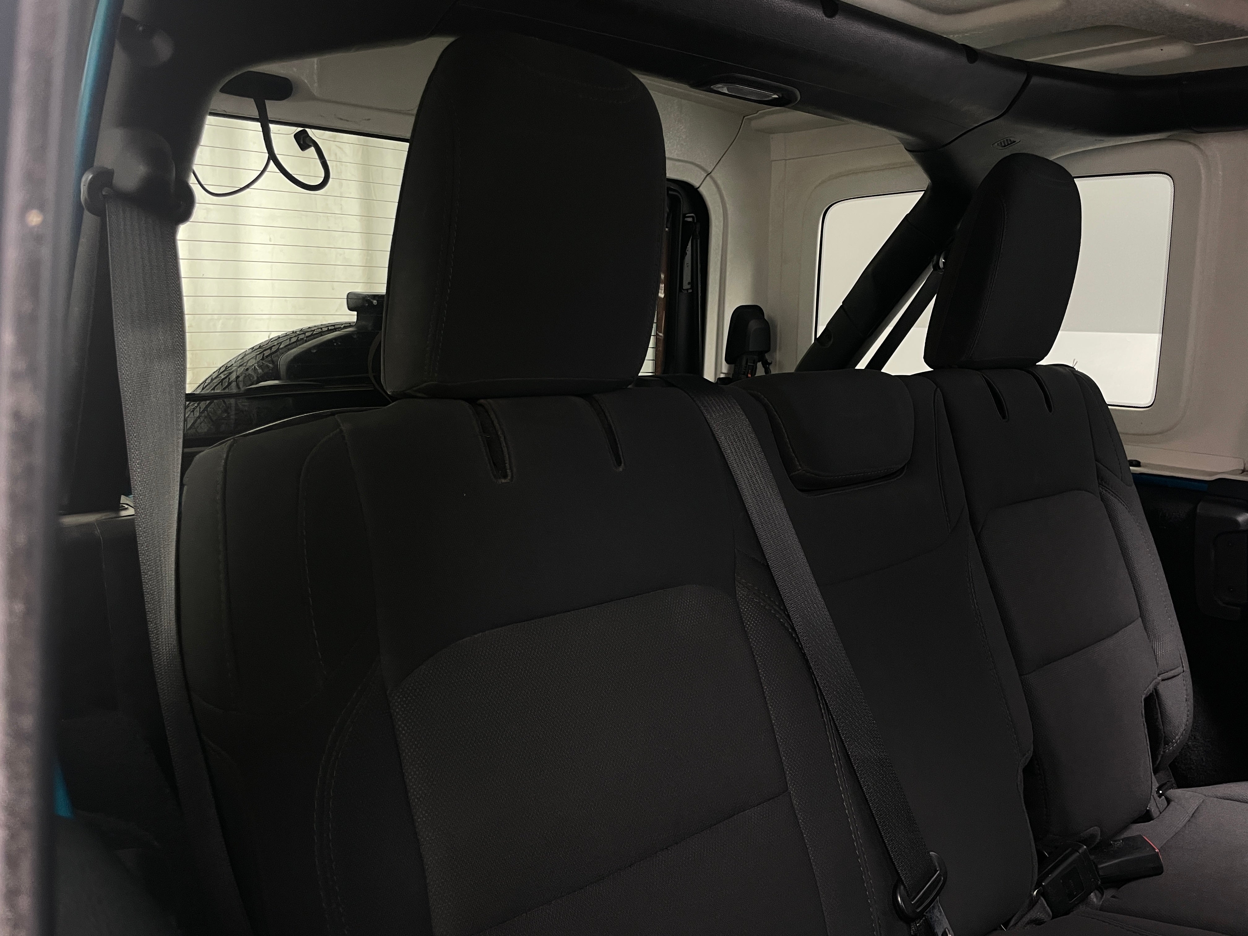 2020 Jeep Wrangler Unlimited Sahara 6