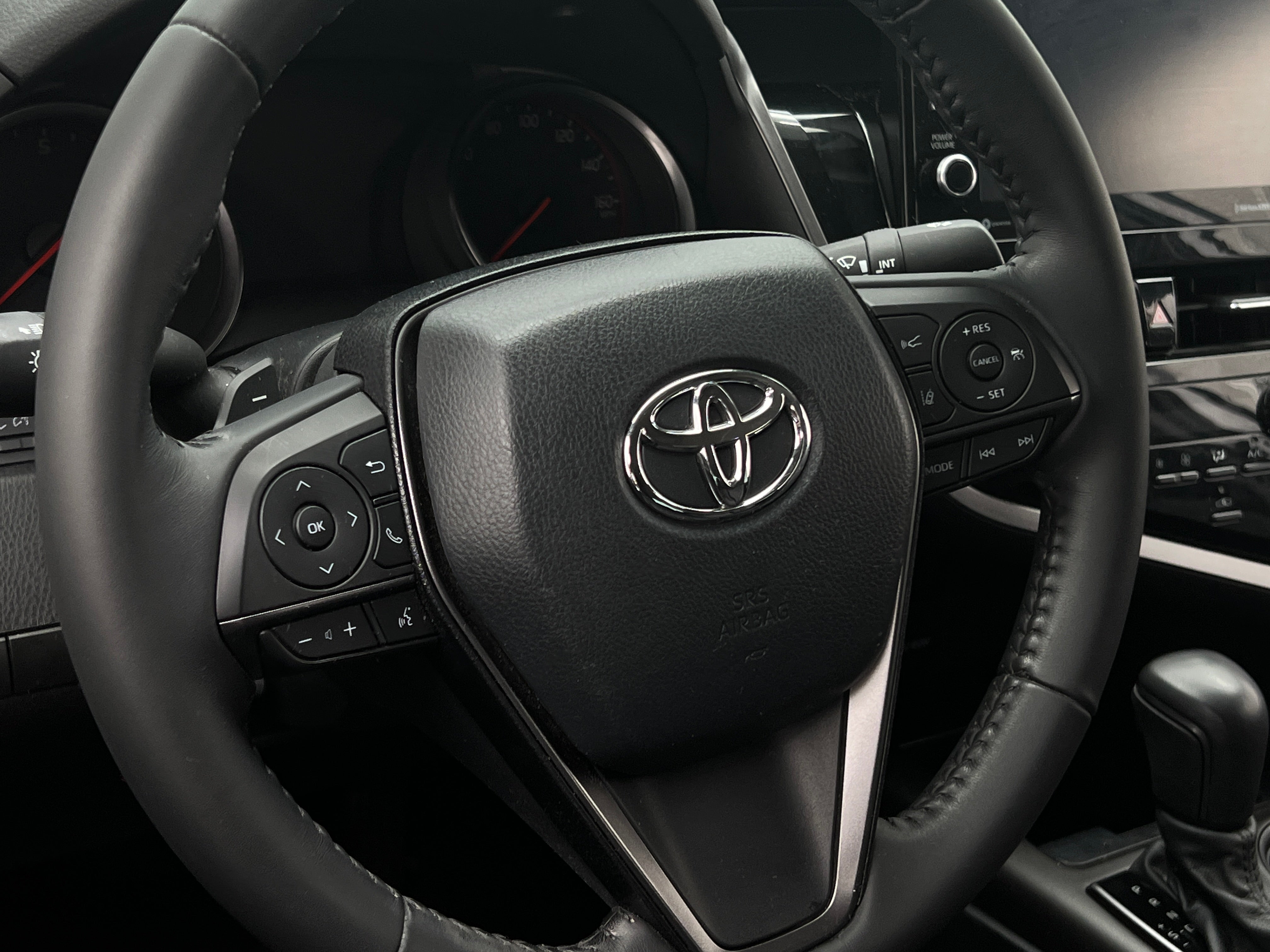 2022 Toyota Camry XSE 4
