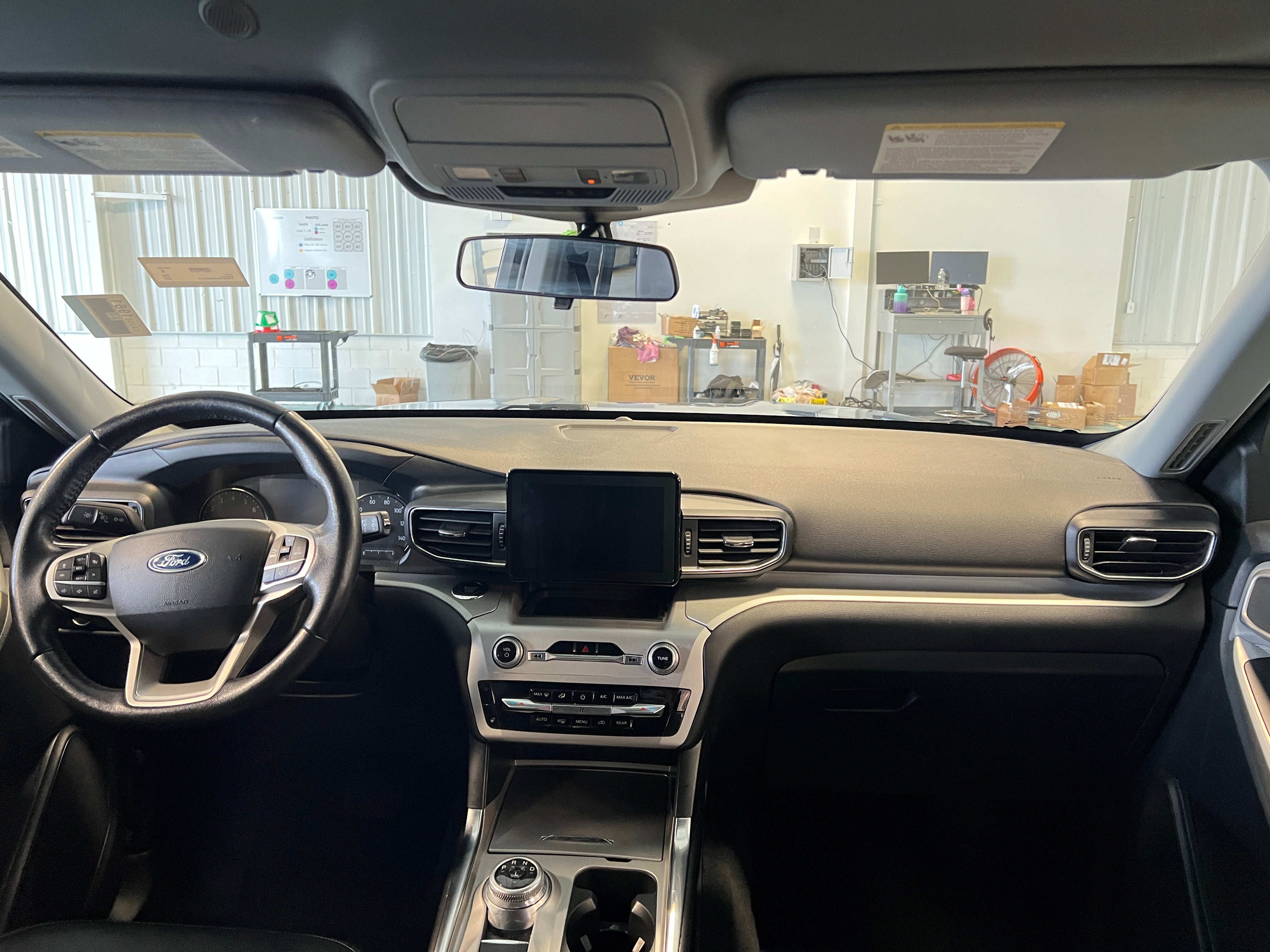 2022 Ford Explorer XLT 3