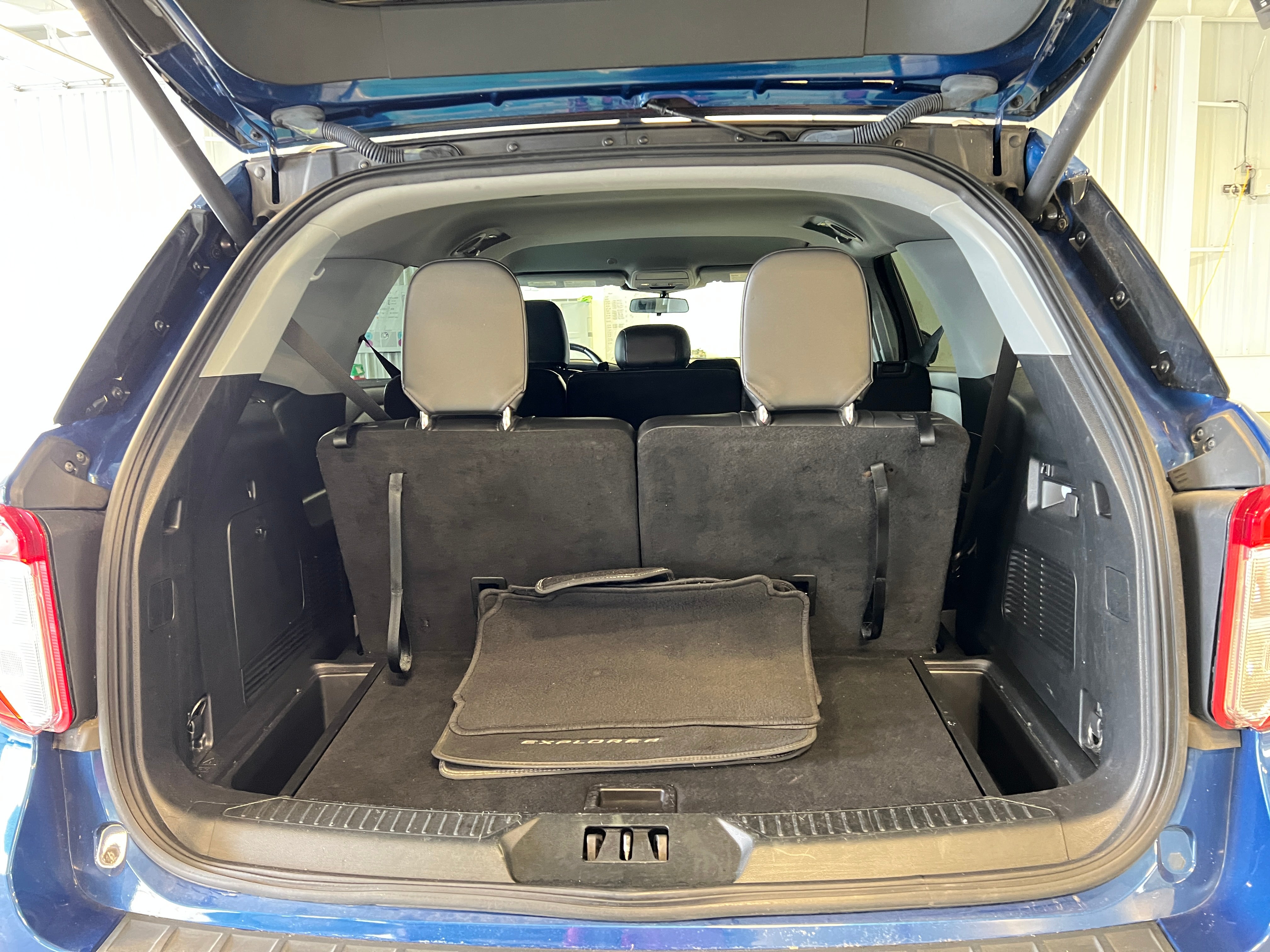 2022 Ford Explorer XLT 7