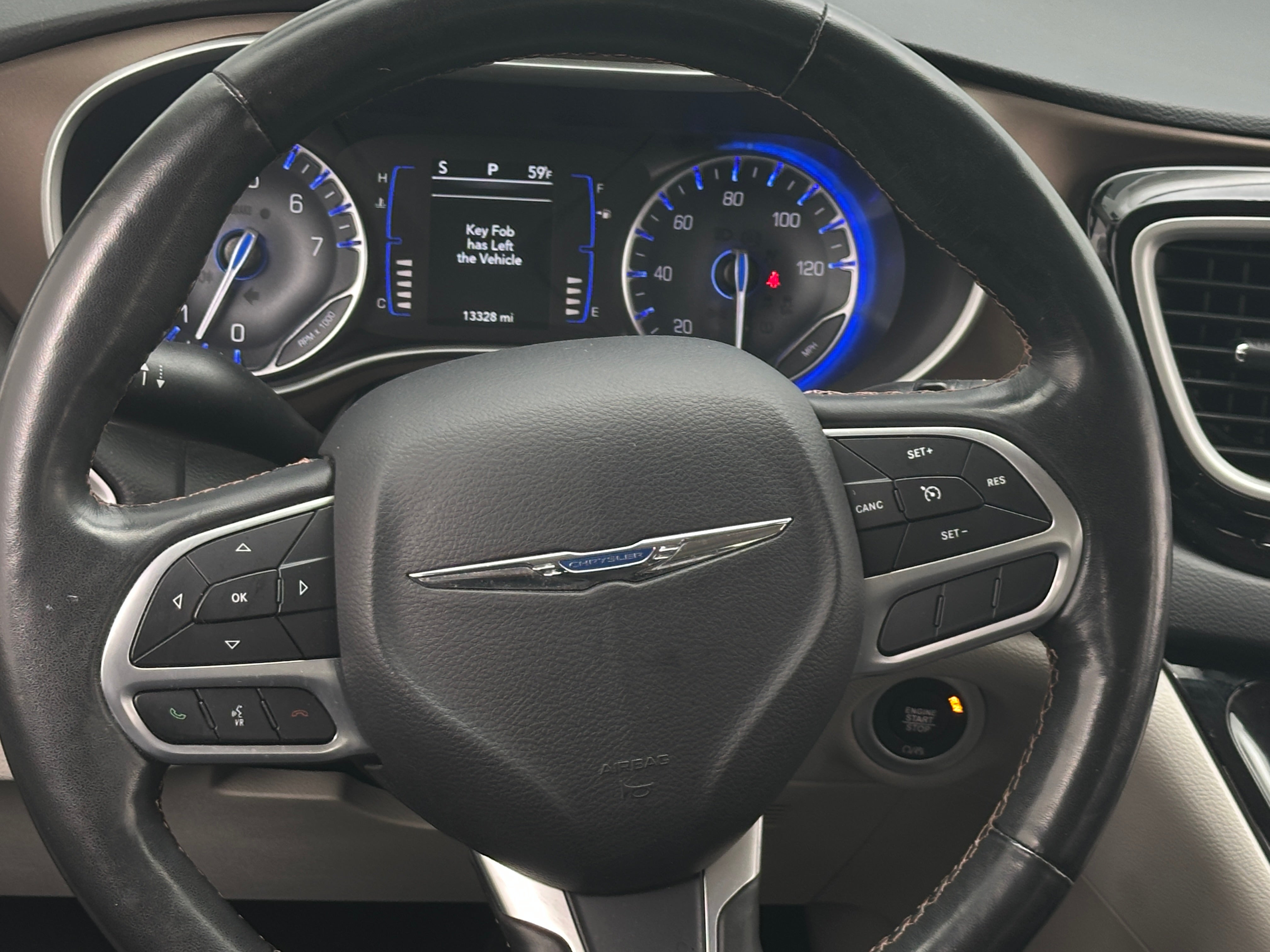 2019 Chrysler Pacifica Touring L 4