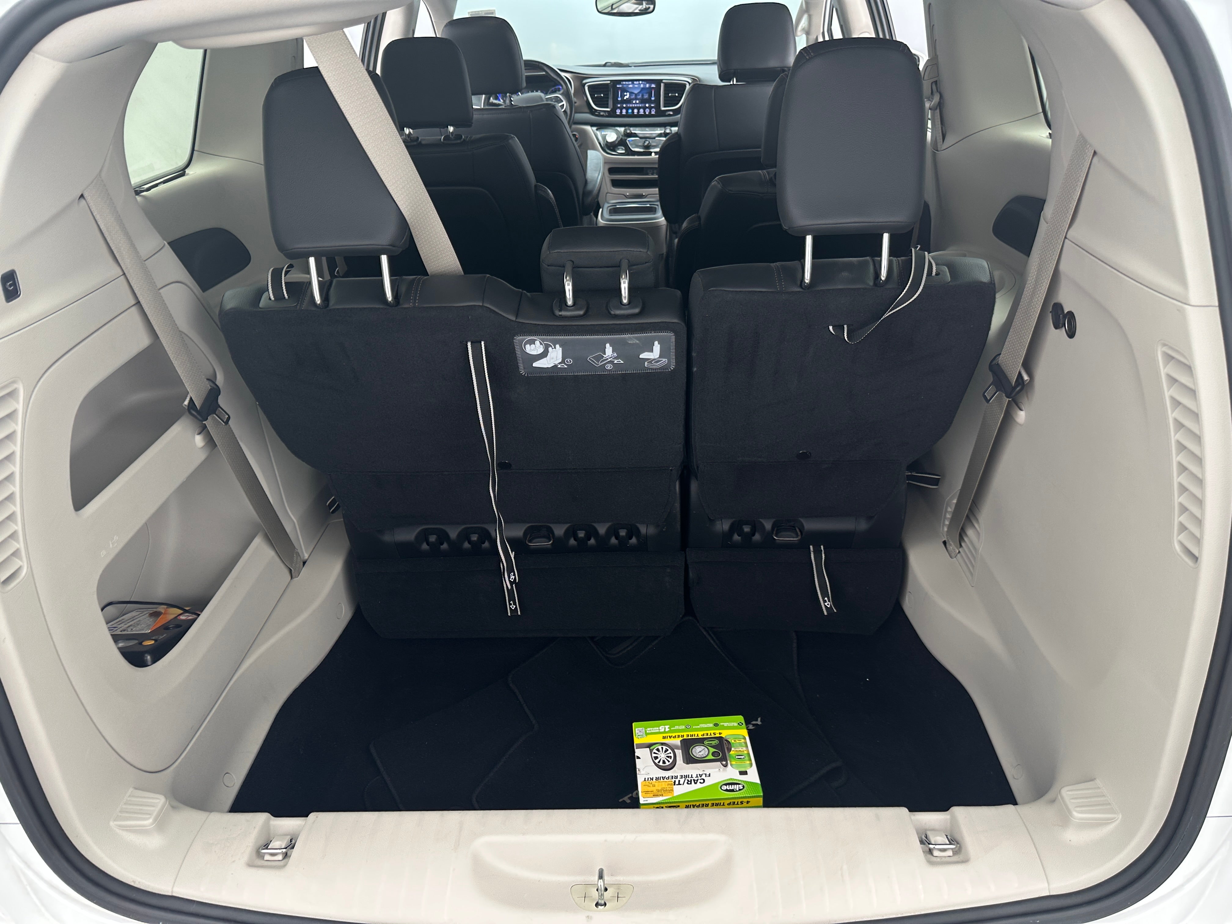 2019 Chrysler Pacifica Touring L 6