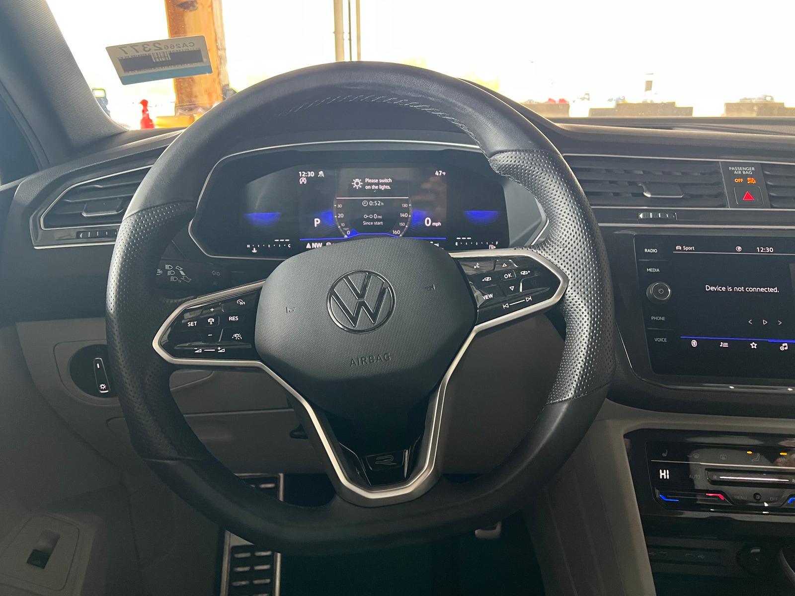 Thumbnail: 2024 Volkswagen Tiguan - 4