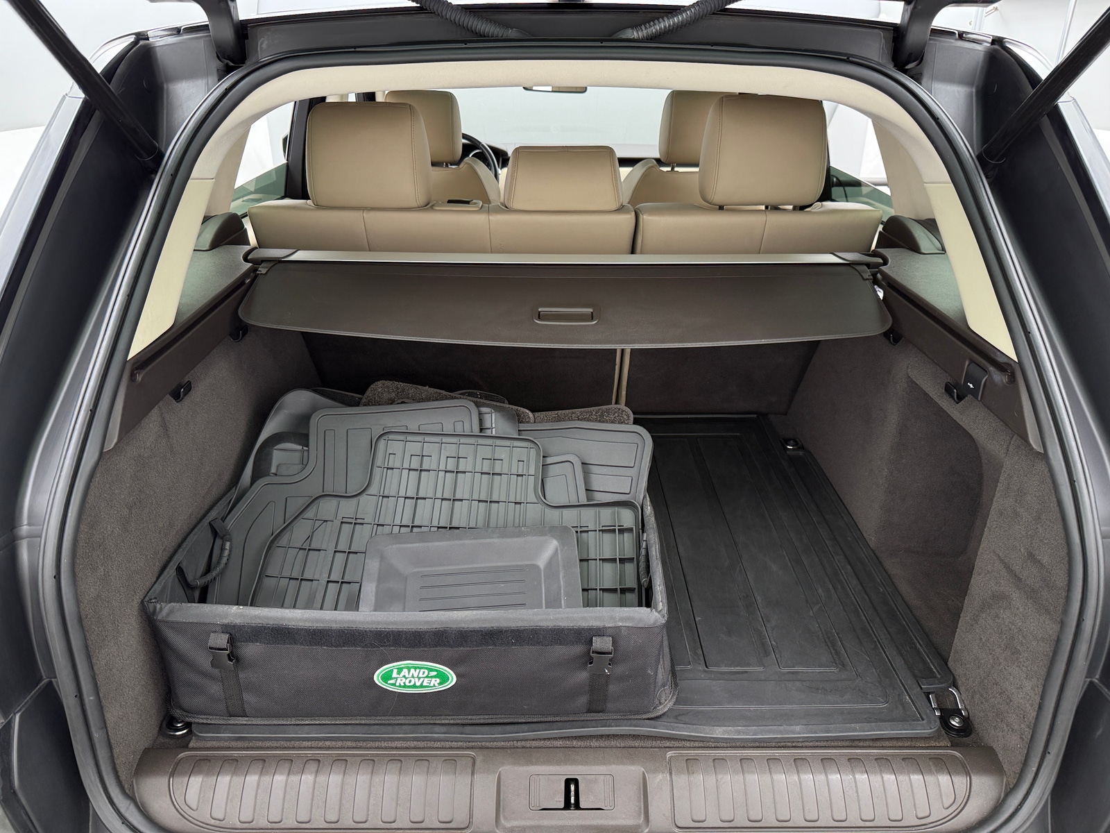 Thumbnail: 2016 Land Rover Range Rover Sport - 6