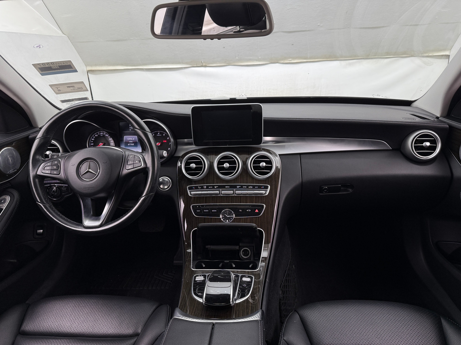 Thumbnail: 2015 Mercedes-Benz C-Class - 2