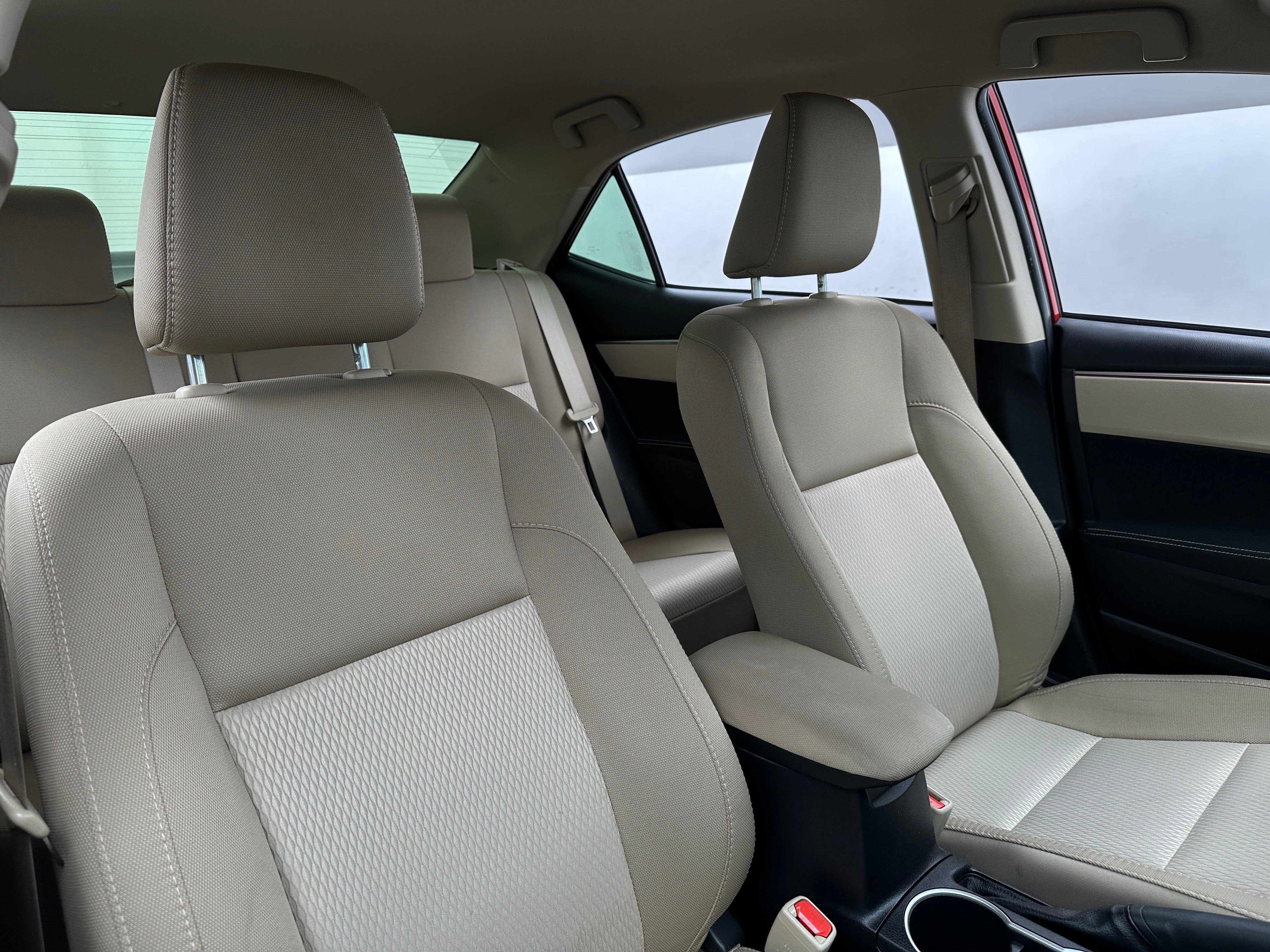 2016 Toyota Corolla LE 2