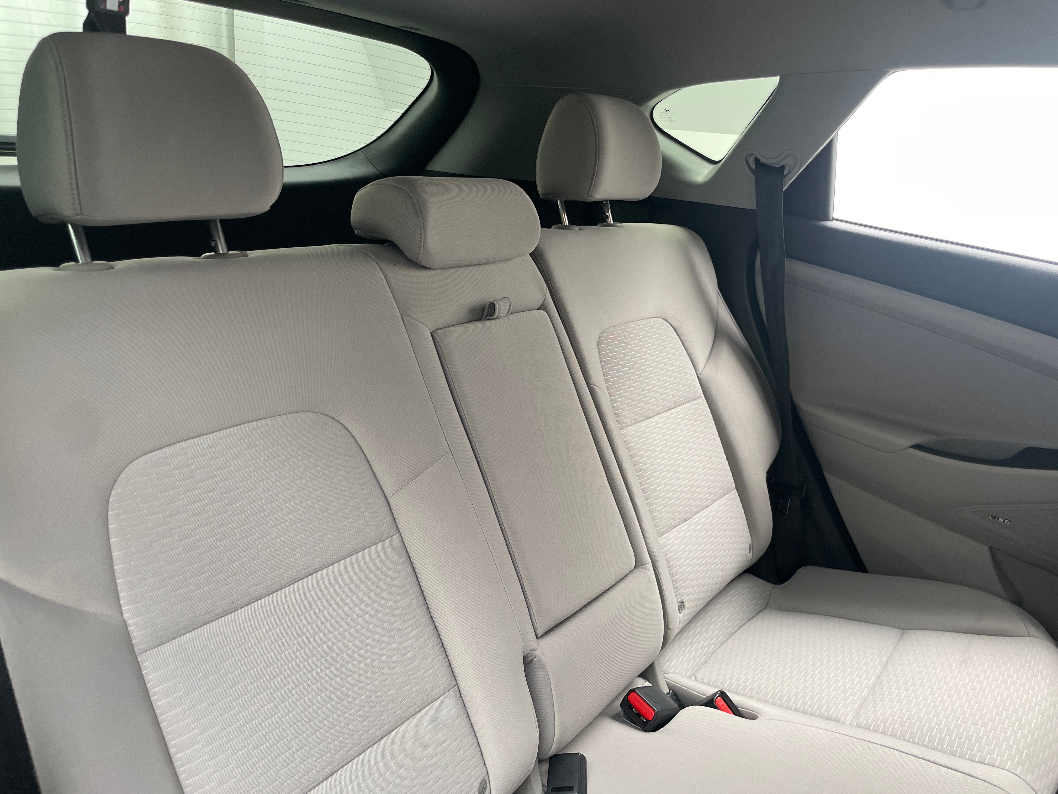 2021 Hyundai Tucson Sport 6