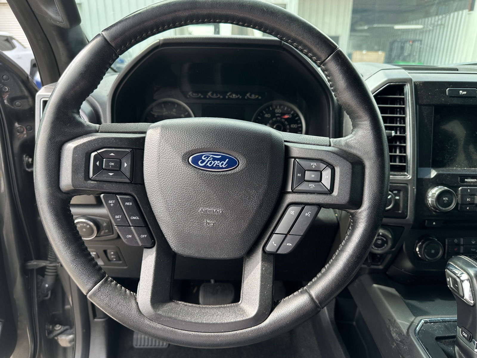 Thumbnail: 2018 Ford Econoline - 5
