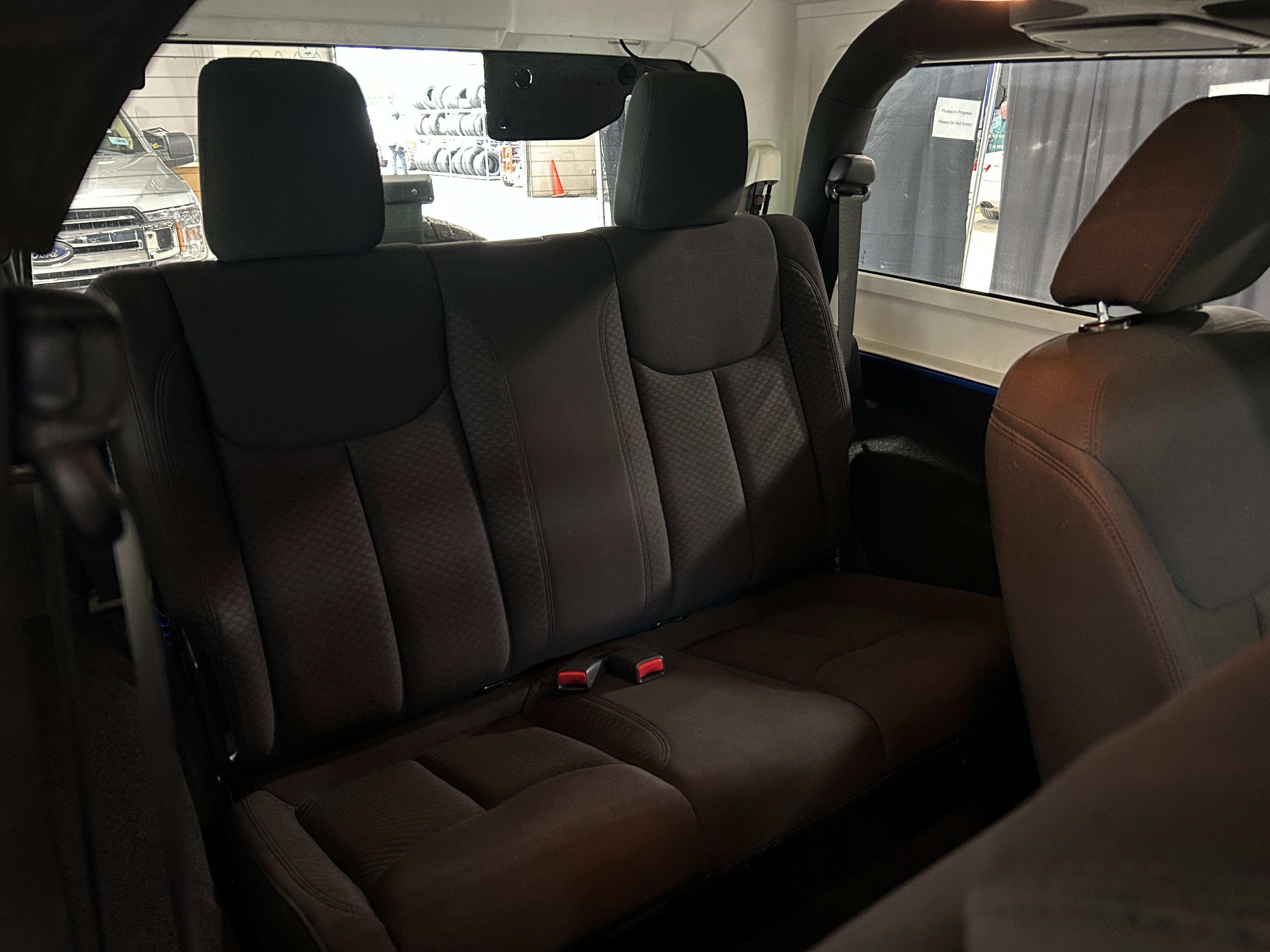 2016 Jeep Wrangler Sport S 6
