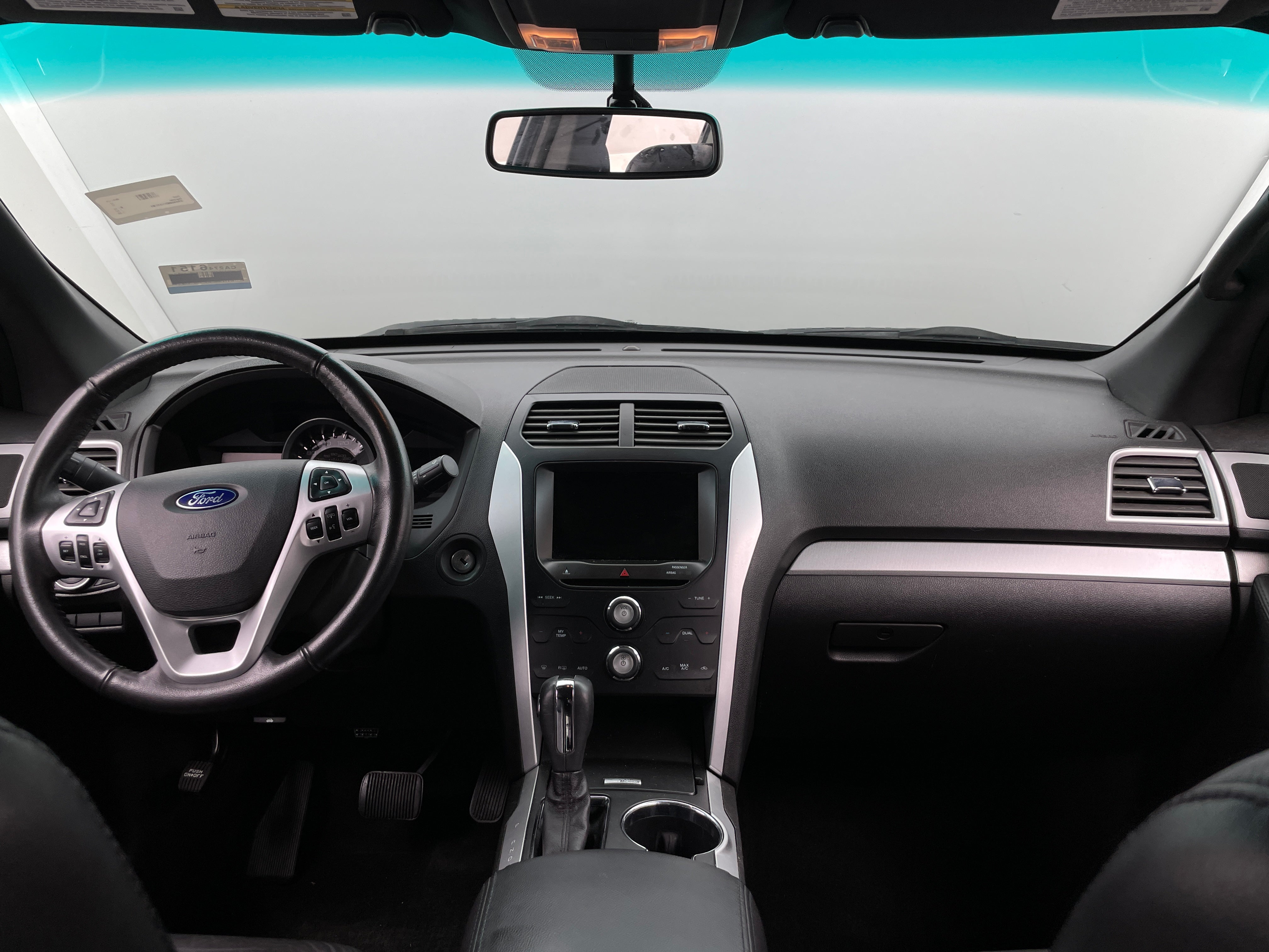 2015 Ford Explorer XLT 3