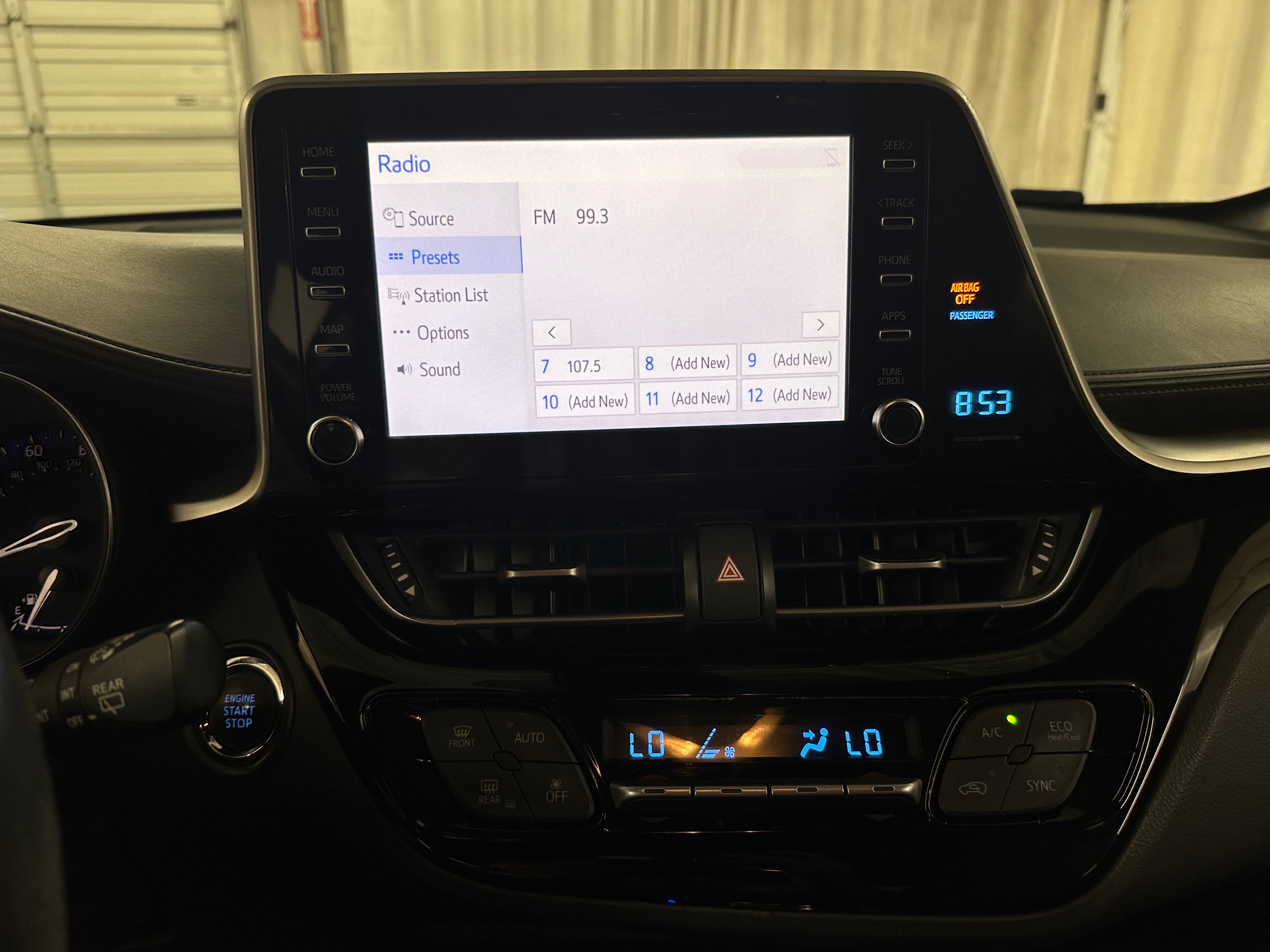 2019 Toyota C-HR XLE 4
