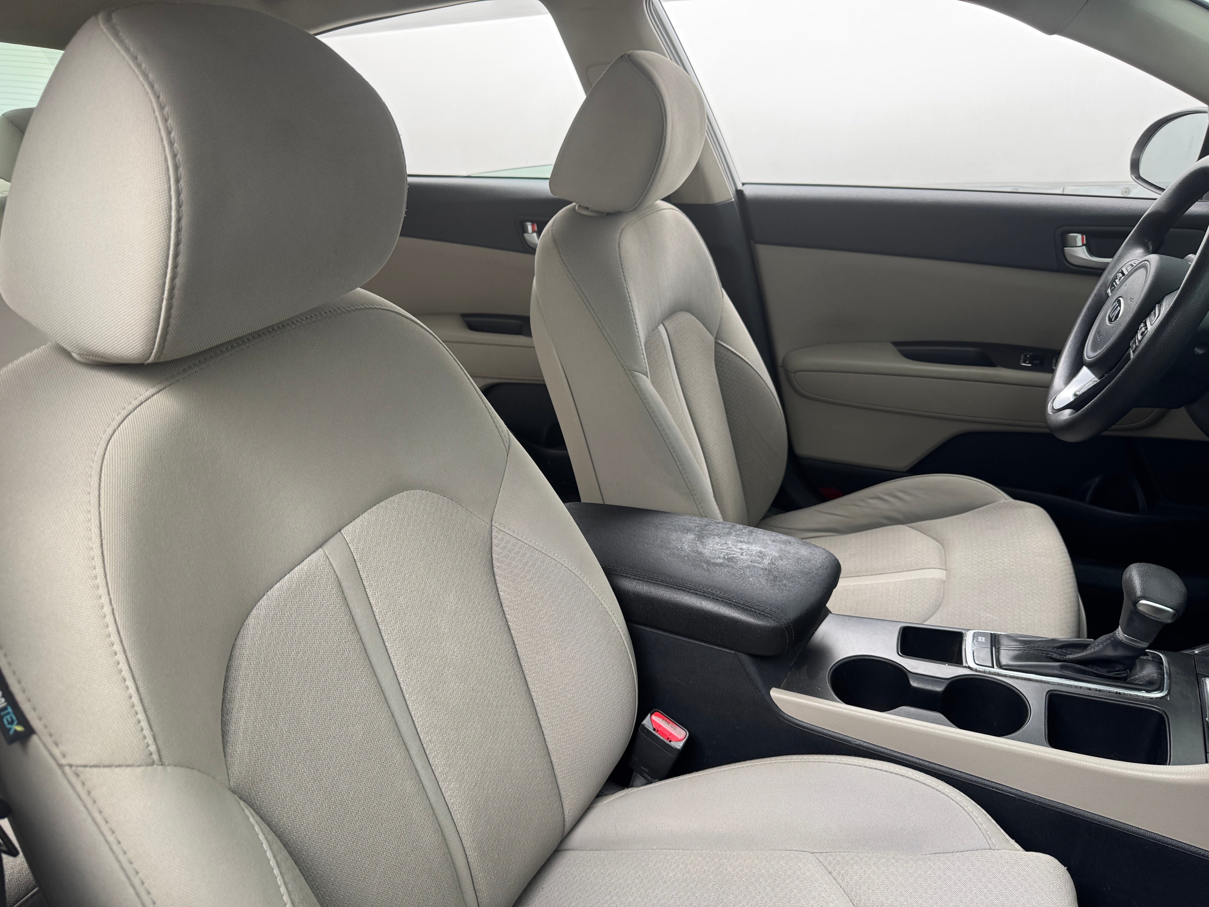 2016 Kia Optima LX 2