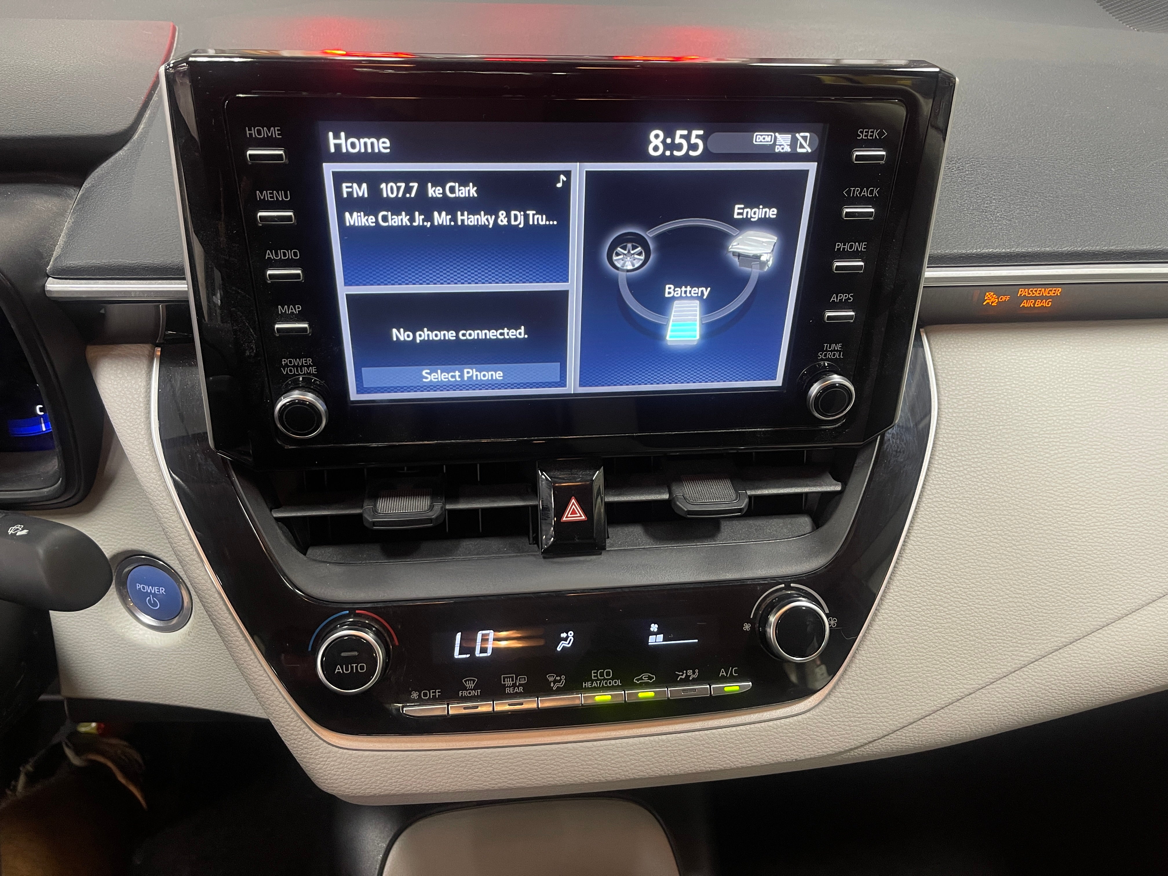 2020 Toyota Corolla LE 4