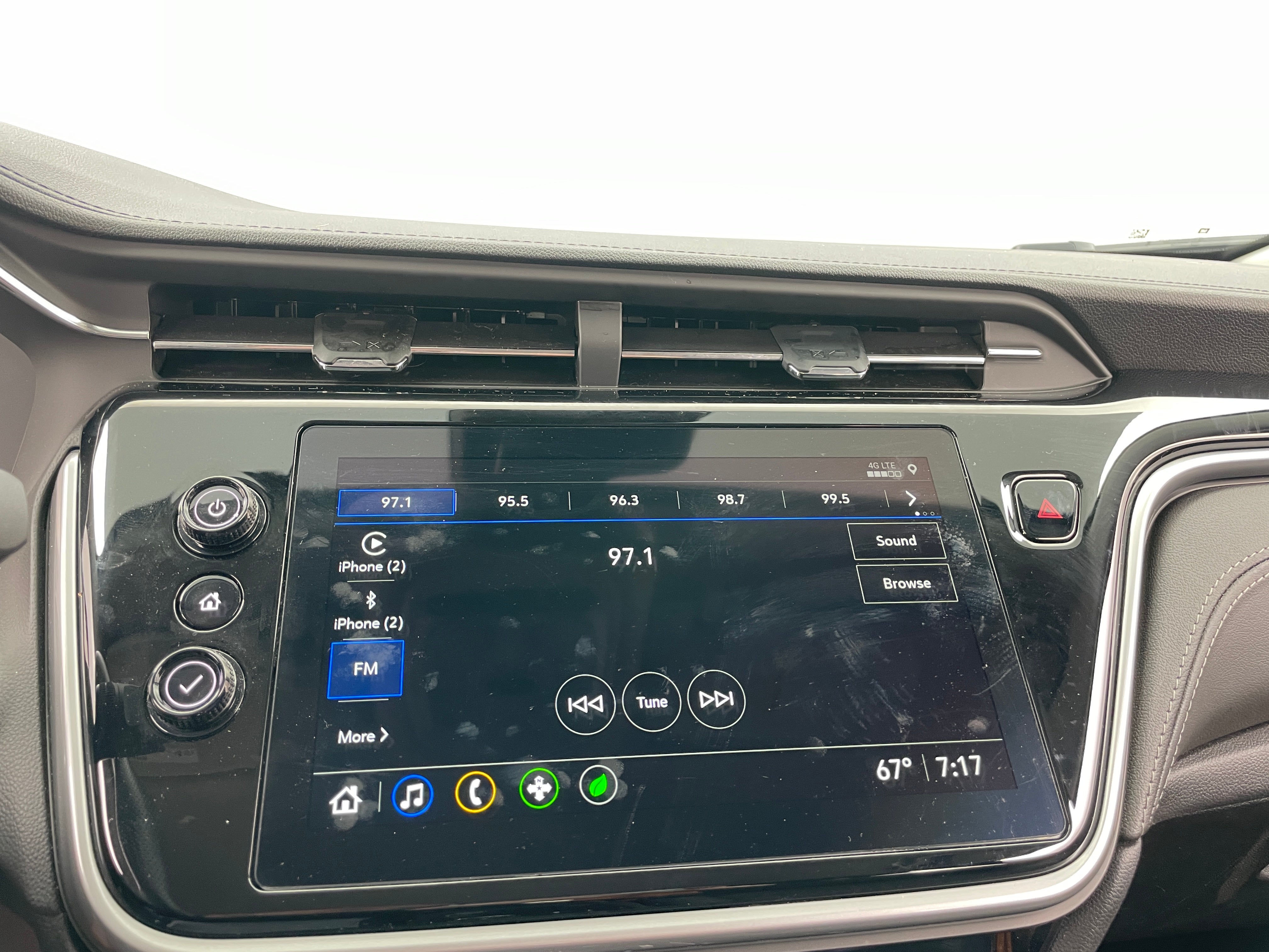 2023 Chevrolet Bolt EUV LT 4